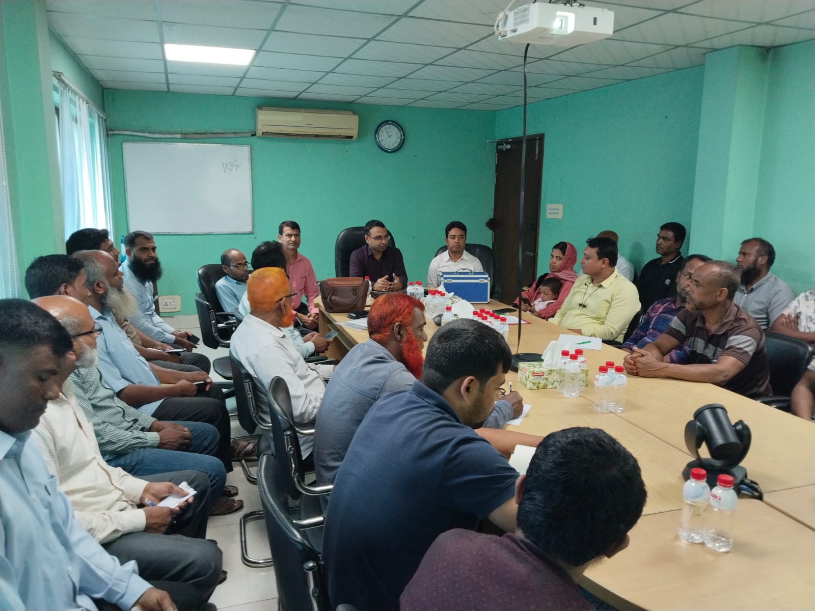 তাত্ত্বিক ক্লাস