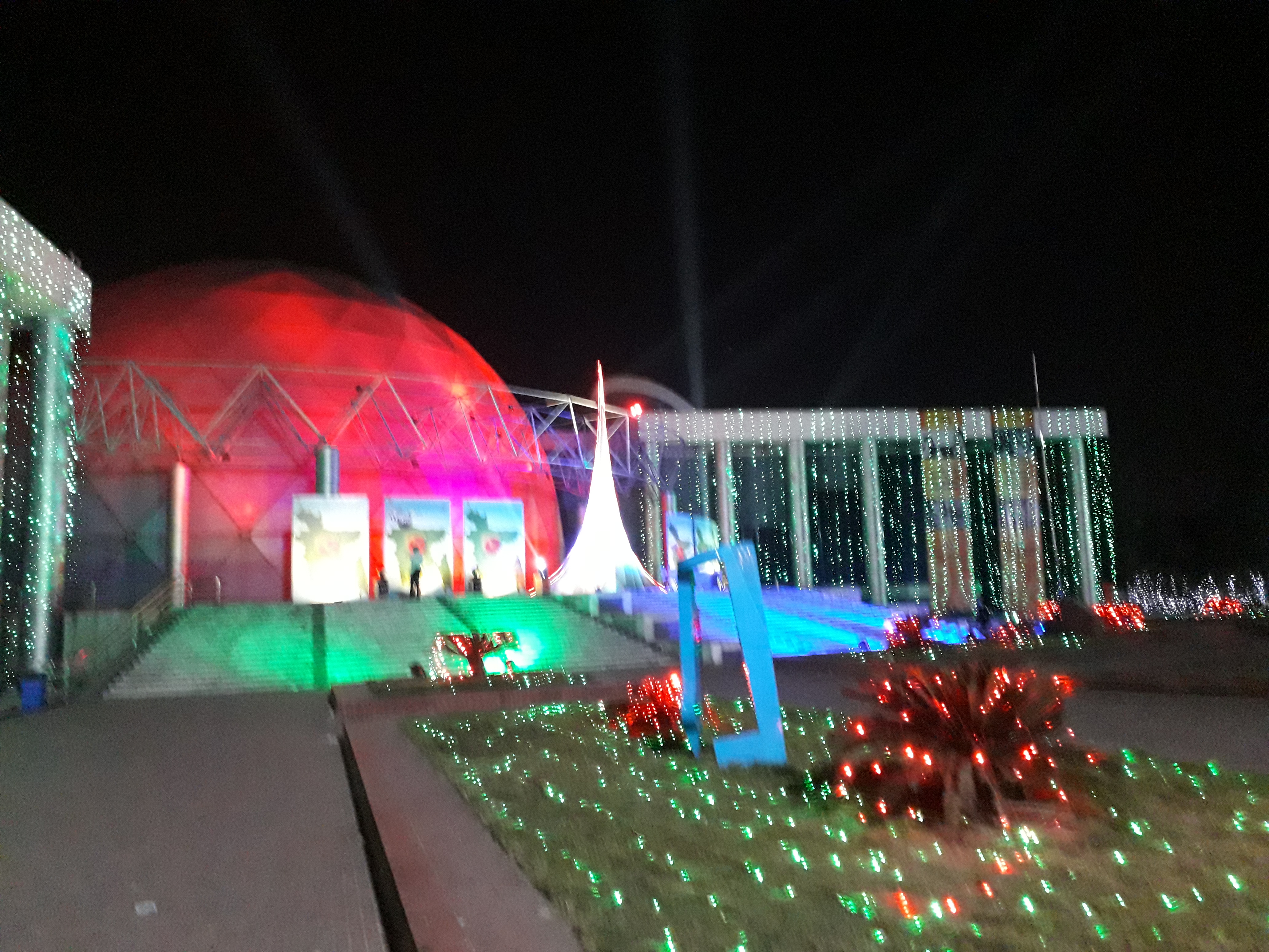 ১৬ ডিসেম্বর ২০১৮ আলোকসজ্বা