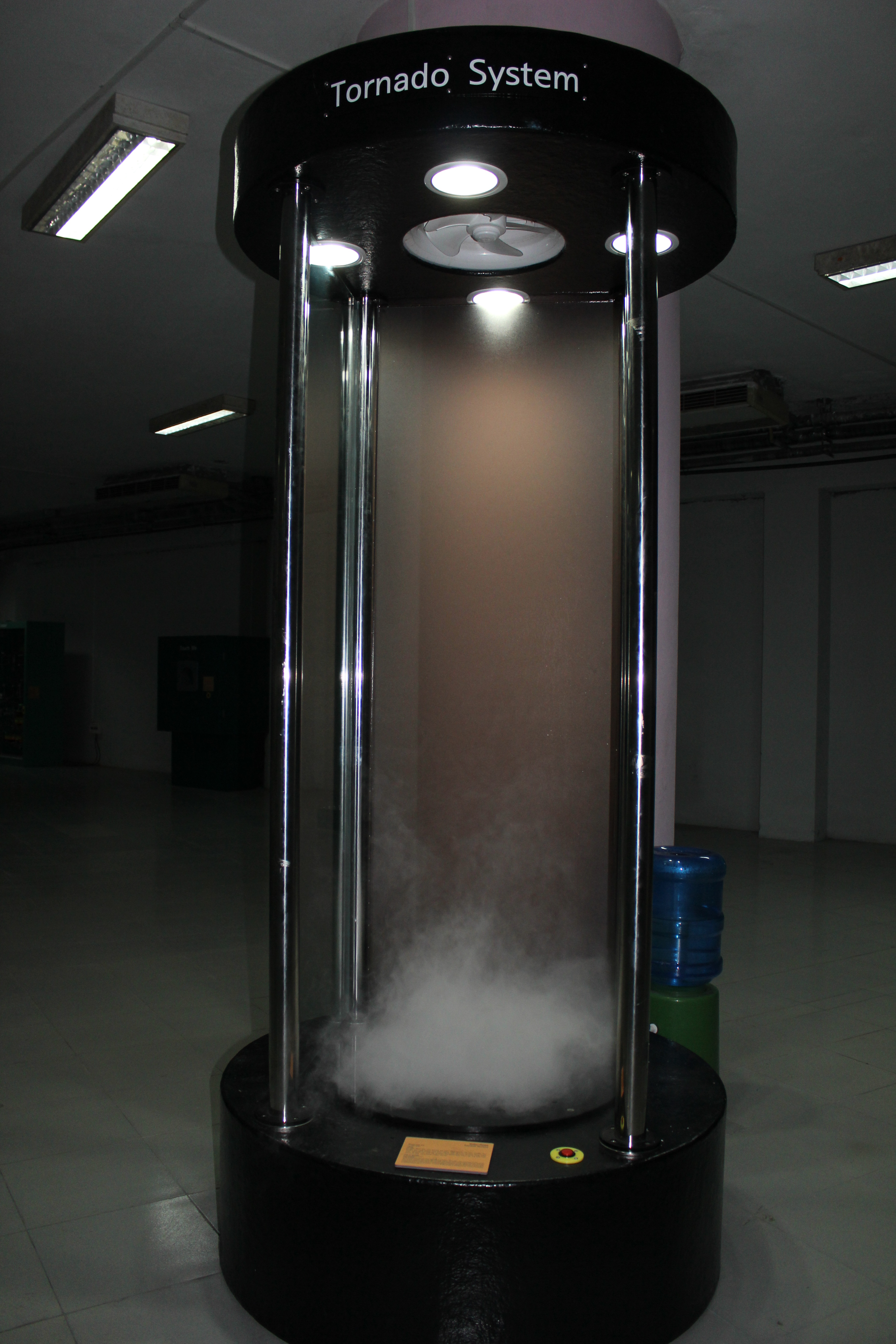 টর্নেডো সিস্টেম