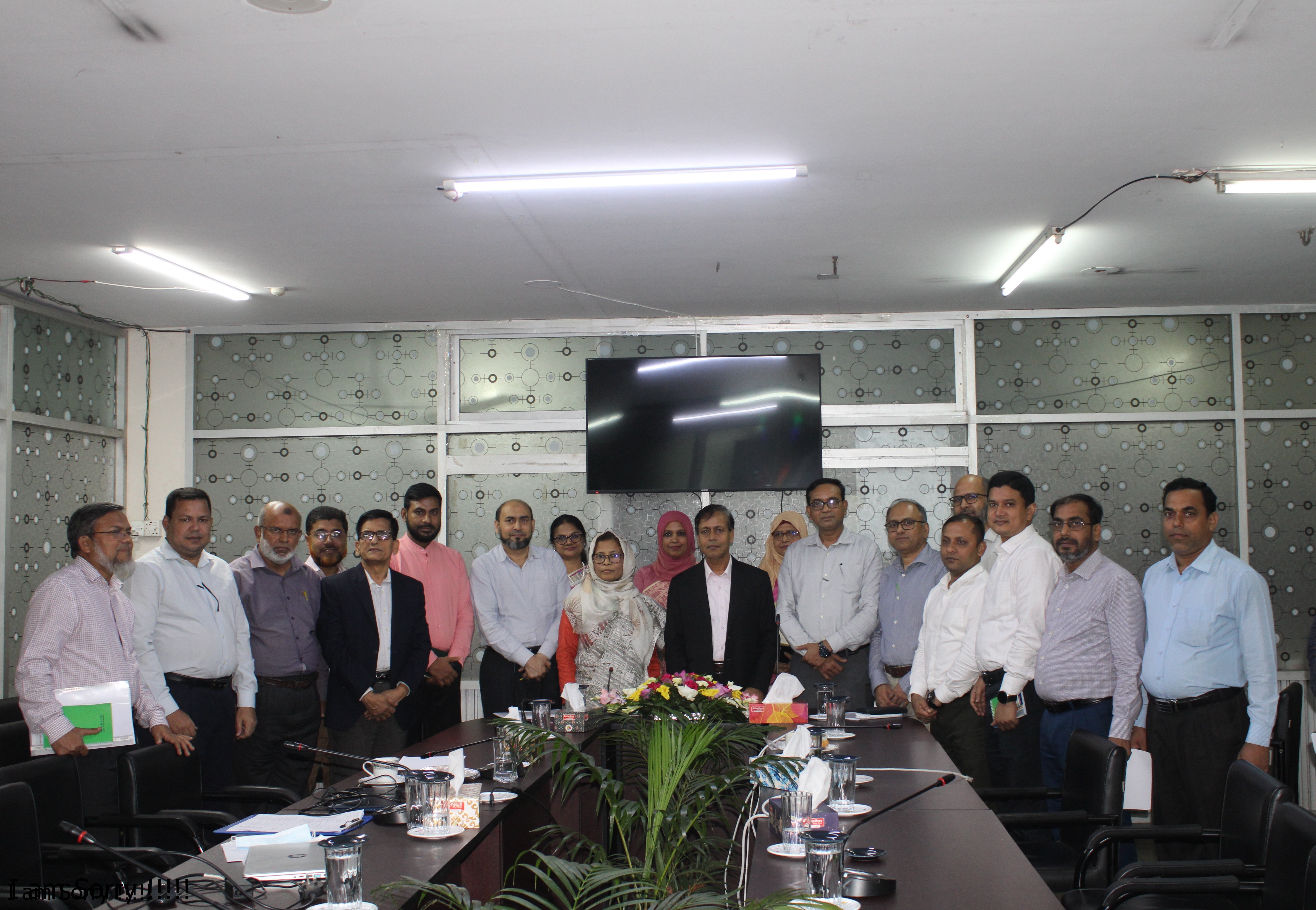 বেসরকারি শিক্ষক নিবন্ধন ও প্রত্যয়ন কর্তৃপক্ষ (এনটিআরসিএ)-এর সার্বিক কার্যক্রম সংক্রান্ত মতিবিনিময় সভা শেষে মাধ্যমিক ও উচ্চ শিক্ষা বিভাগের সচিব মহোদয়ের সাথে গ্রুপছবি