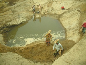পাথর উত্তোলন