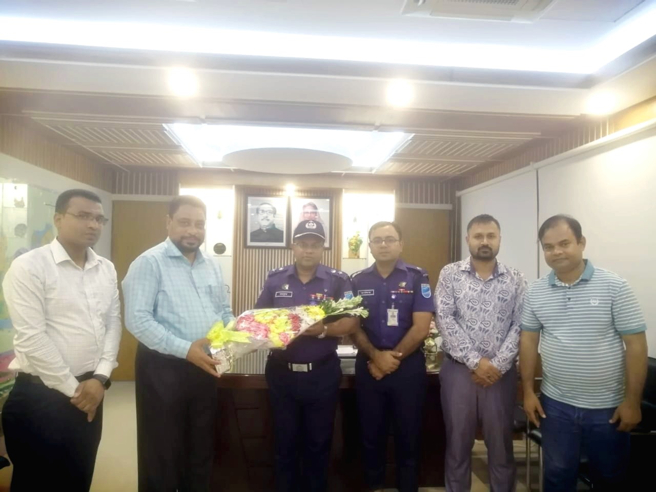 মুন্সীগঞ্জ জেলা পুলিশ সুপার মহোদয়ের সাথে মুন্সীগঞ্জ পল্লী বিদ্যুৎ সমিতির জিএম প্রকৌ: শেখ মোহাম্মদ আলী এর সৌজন্য সাক্ষাৎ।