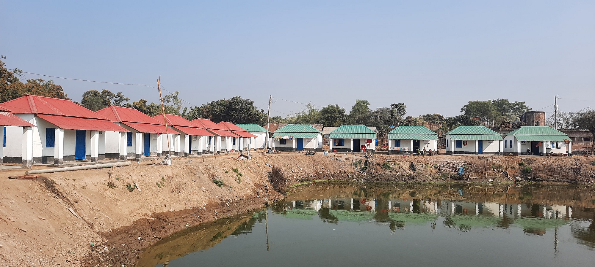 দুর্যোগ সহনীয় বাসগৃহ নির্মাণ