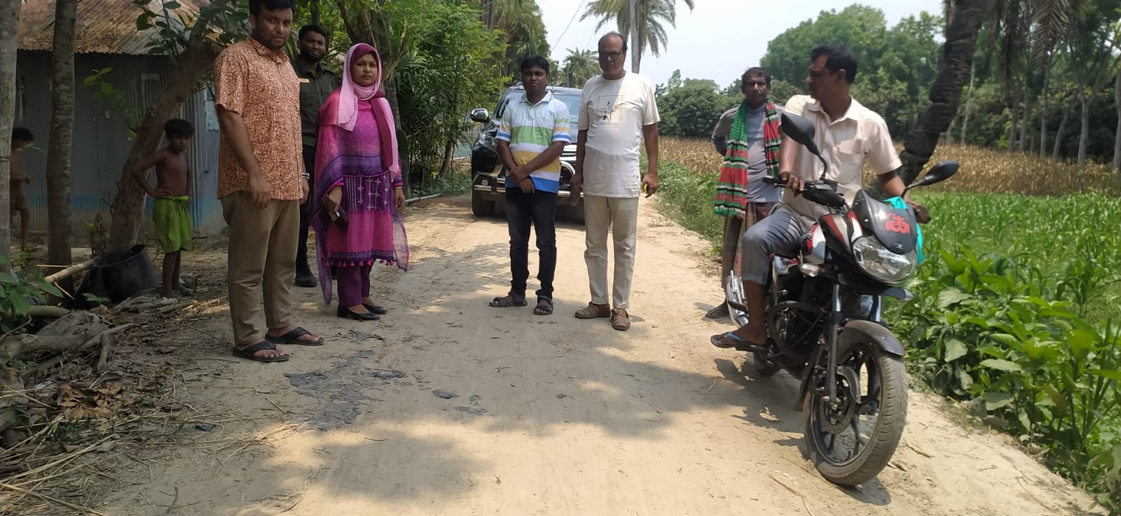 উপজেলা নির্বাহী অফিসার, গুরুদাসপুর, নাটোর- মহোদয় কর্তৃক বিভিন্ন প্রকল্প পরিদর্শন