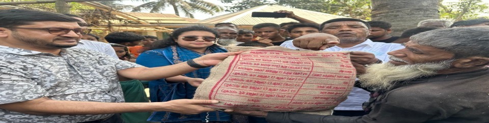 অগ্নিকান্ডে ক্ষতিগ্রস্থ পরিবারের মাঝে খাদ্য সহায়তা প্রদান।