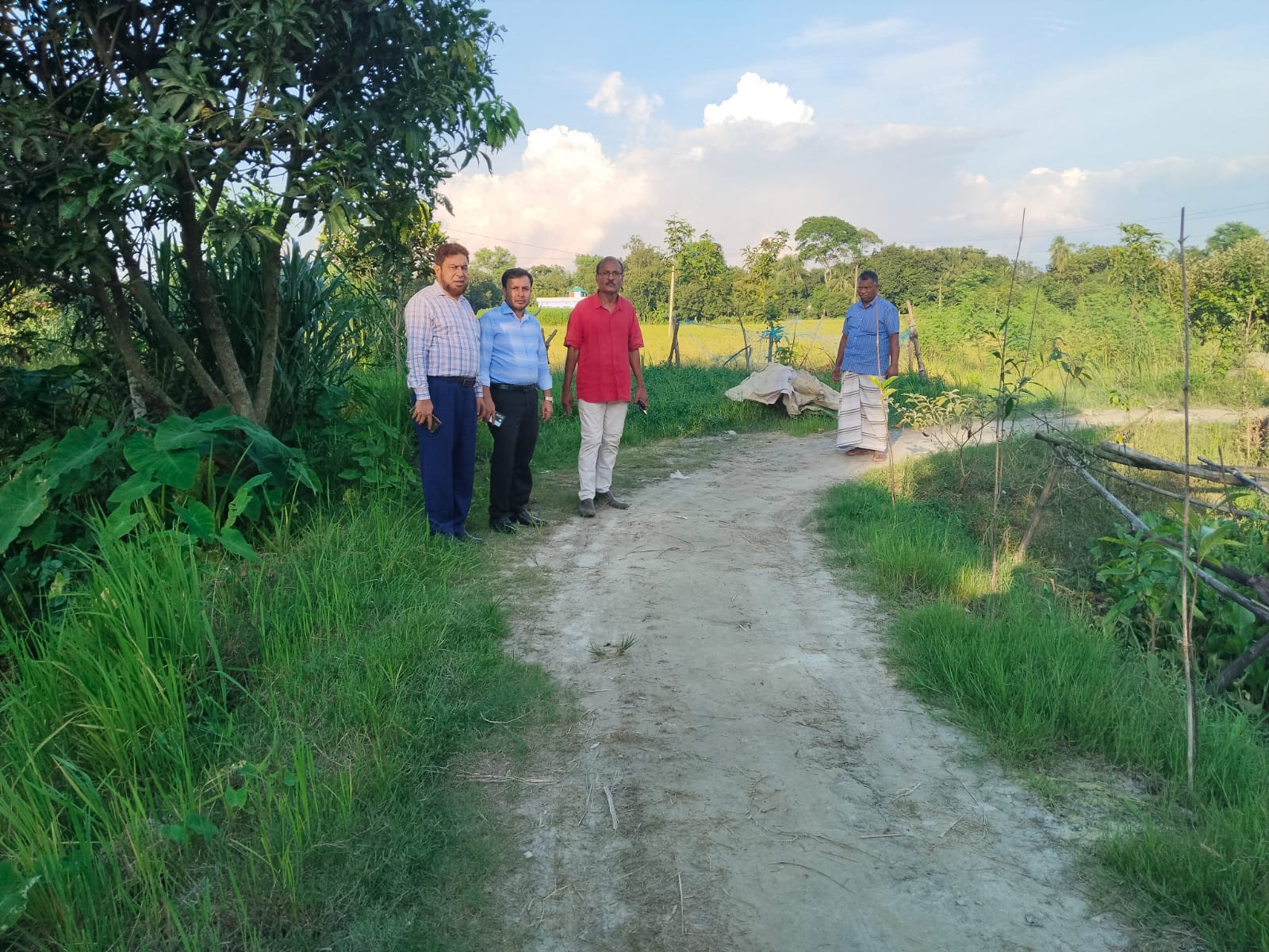 প্রকল্প পরিদর্শন এডি স্যার