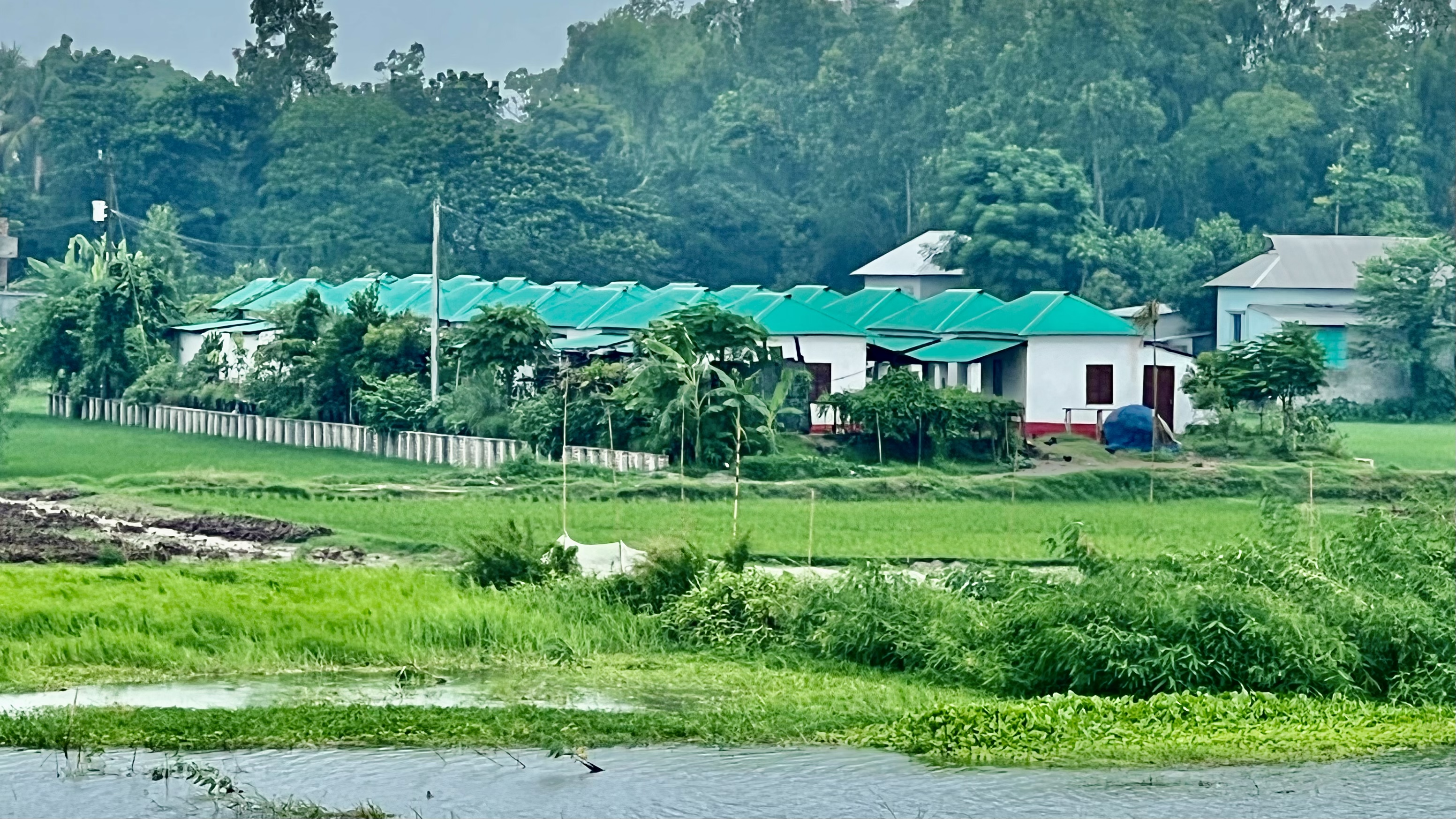 ভূমিহীন ও গৃহহীনদের জন্য গৃহ নির্মাণ প্রকল্প (আশ্রয়ন-২)