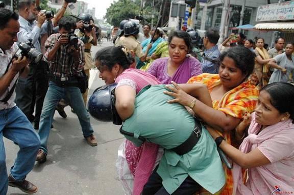 পুলিশের বিশেষ বাহিনী সোয়াট