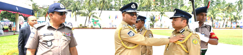 ভালো কাজের স্বীকৃতি স্বরূপ মাননীয় ইন্সপেক্টর জেনারেল বাংলাদেশ পুলিশ খুলনা মহানগর পুলিশের কমিশনার "পুলিশ ফোর্স এক্সেম্পলারি গুড সার্ভিস ব্যাজ -২০২৫" পদক প্রাপ্ত হন (১২ই মে ২০২৬ খ্রিঃ)