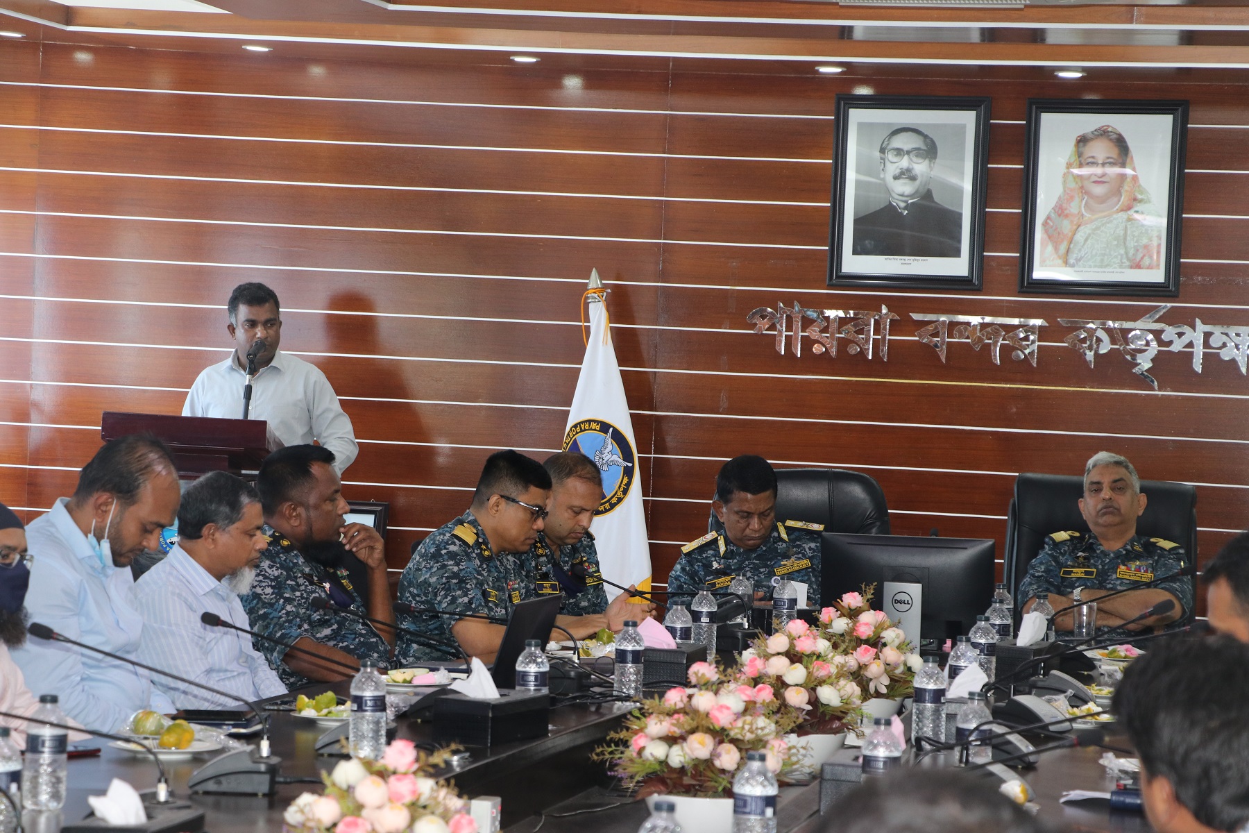 দায়িত্বভার অর্পণ এবং গ্রহণের অনুষ্ঠানে বক্তব্য প্রদান করেন জনাব মোঃ সোহরাব হোসেন (উপসচিব), সচিব, পাবক