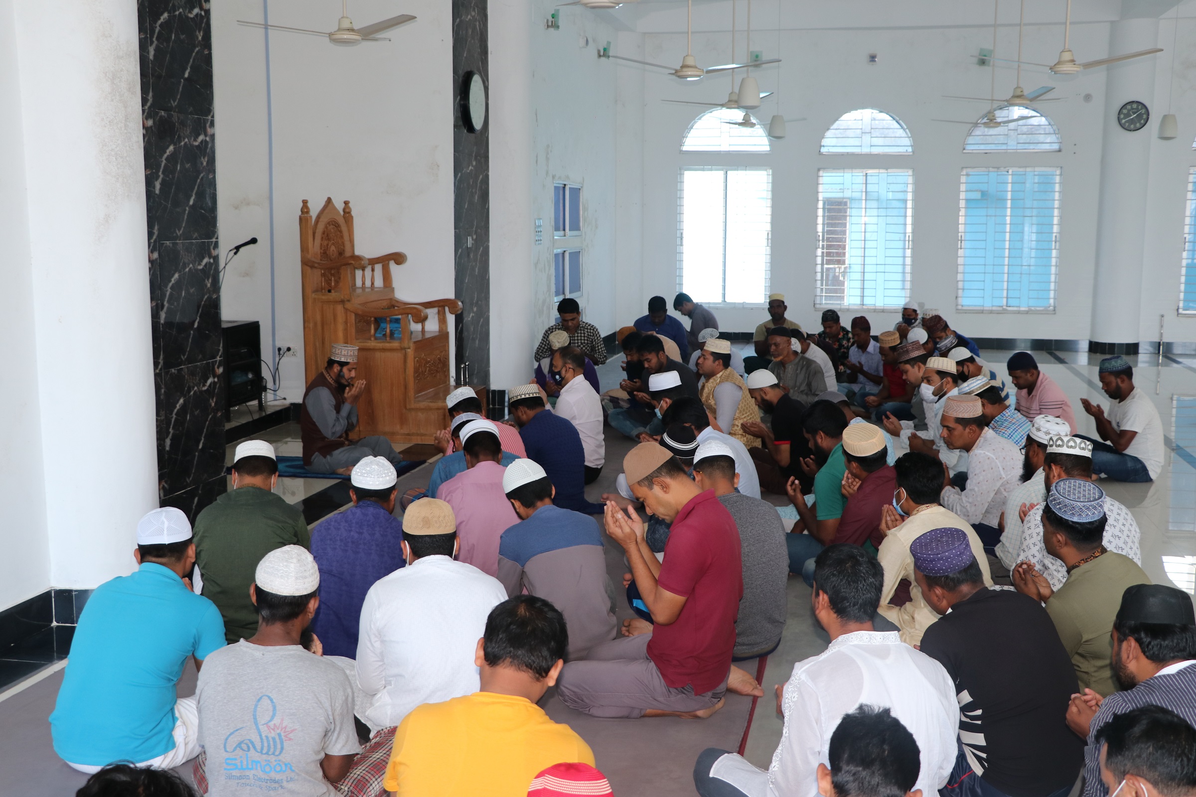 "শহিদ দিবস ও আন্তর্জাতিক মার্তৃভাষা দিবস-২০২২ " উপলক্ষ্যে পায়রা বন্দর কর্তৃপক্ষ কর্তৃক ভাষা শহীদদের আত্নার মাগফিরাতের জন্য বিশেষ দোয়ার আয়োজন করা হয়।