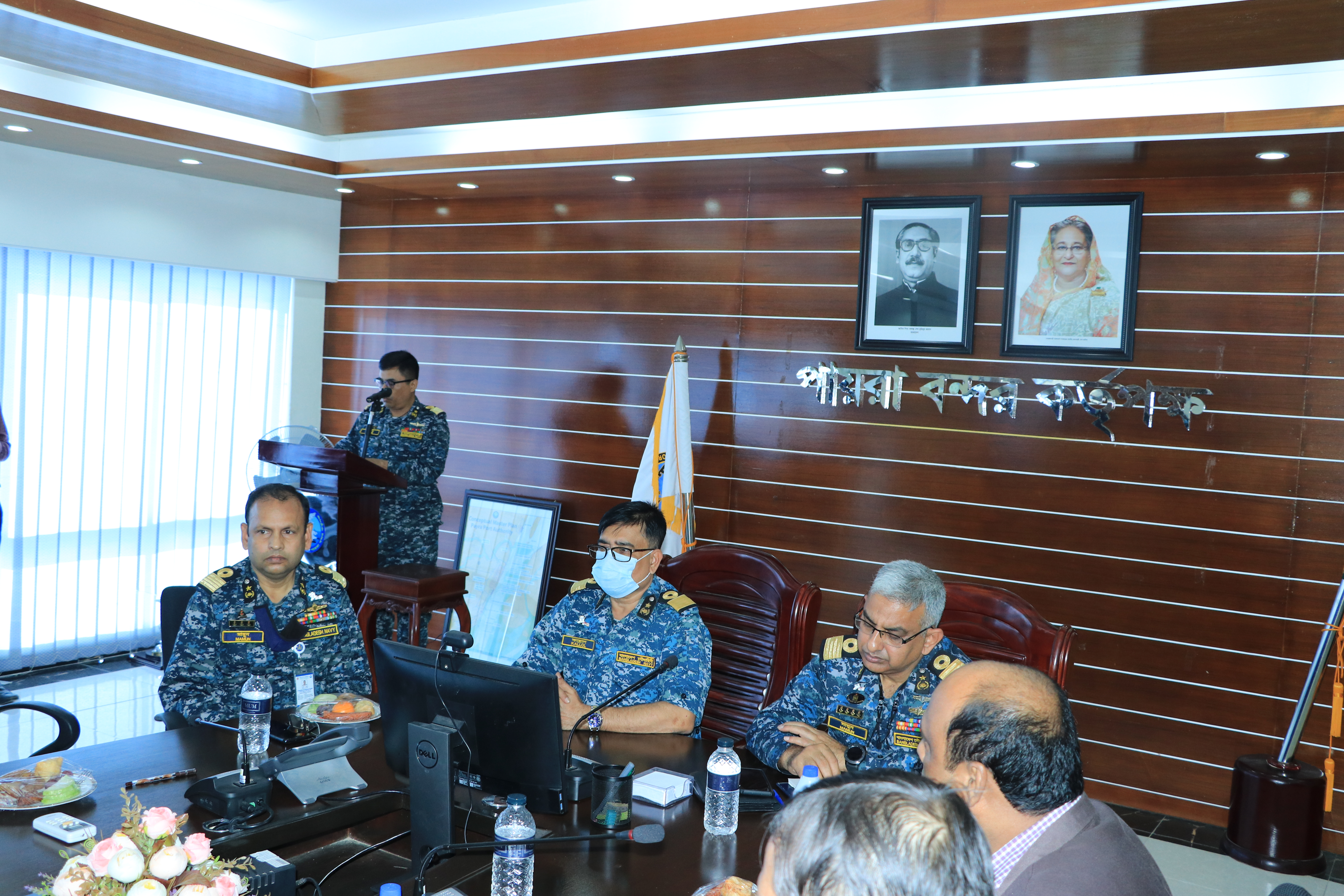 বিদায় অনুষ্ঠানে বক্তব্য প্রদান করেন কমডোর রাজীব ত্রিপুরা, (ই), এনডিসি, পিএসসি, বিএন, সদস্য (প্রকৌশল ও উন্নয়ন)।