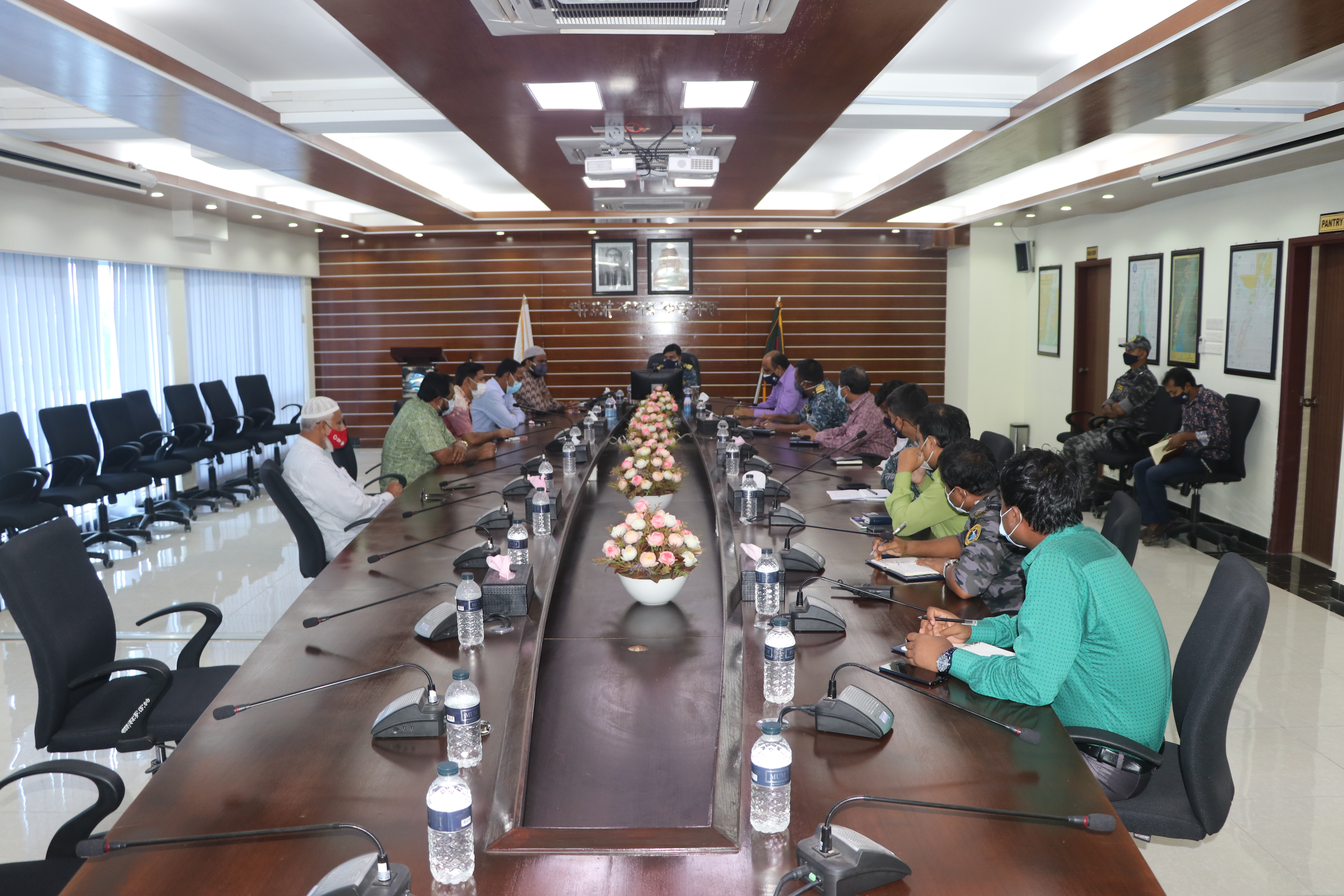 পায়রা বন্দর কর্তৃপক্ষের চেয়ারম্যান মহোদয়ের সাথে পায়রা বন্দর এলাকার ০৫ (পাঁচ) টি ইউনিয়ন পরিষদের চেয়ারম্যানদের মতবিনিময় সভা অনুষ্ঠিত।