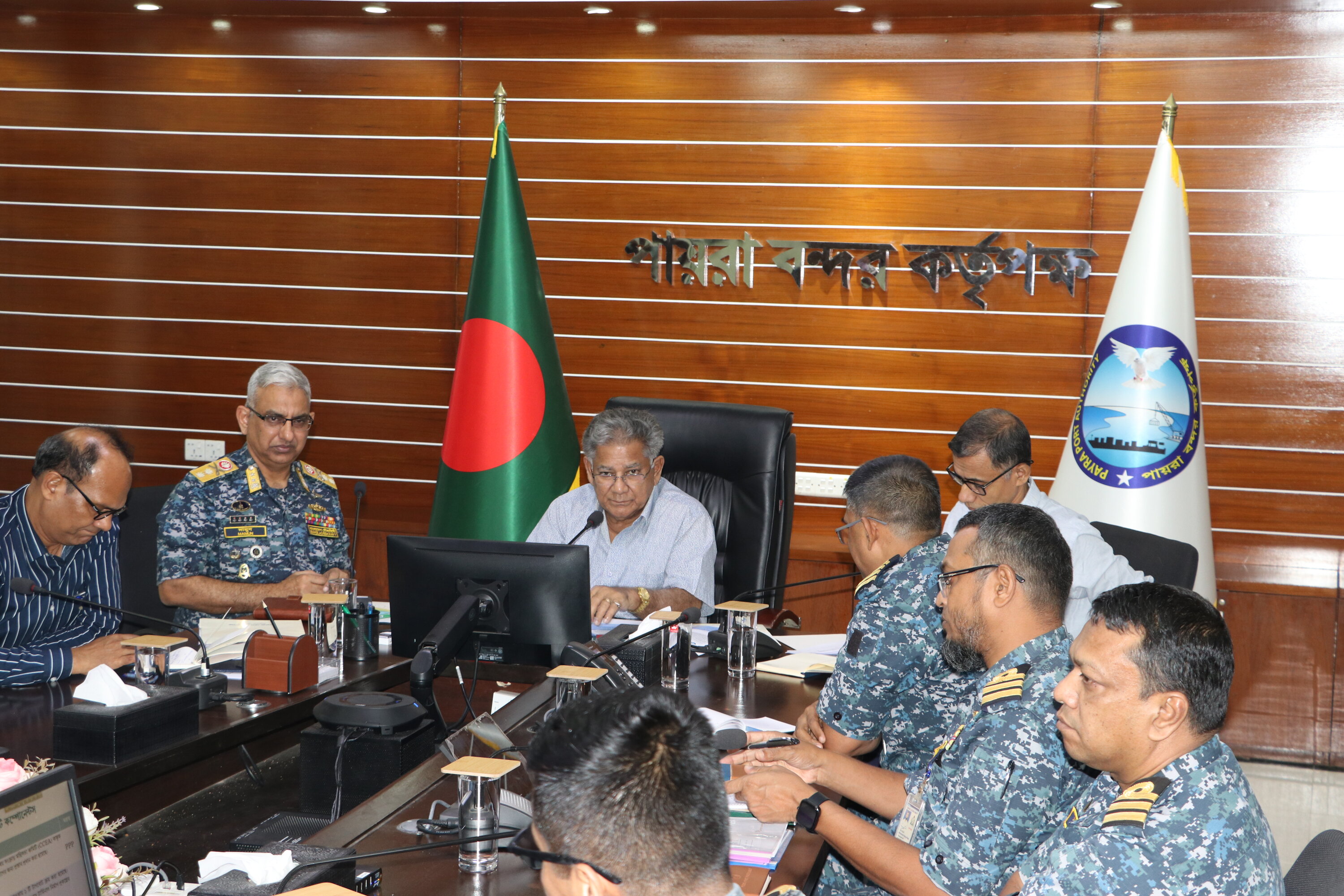 নৌপরিবহন মন্ত্রণালয়ের মাননীয় উপদেষ্টা মহোদয়ের সাথে পাবকের কর্মকর্তাগণের মতবিনিময় সভায় বক্তব্য রাখছেন উপদেষ্টা মহোদয়