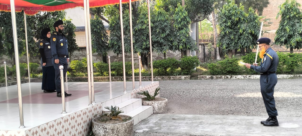চুয়াডাঙ্গা জেলা কারাগারে সাপ্তাহিক ড্রেসি প্যারেডের চিত্র