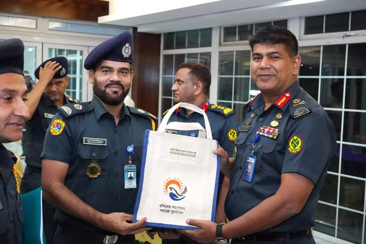জেল সুপার, কনফারেন্স-1