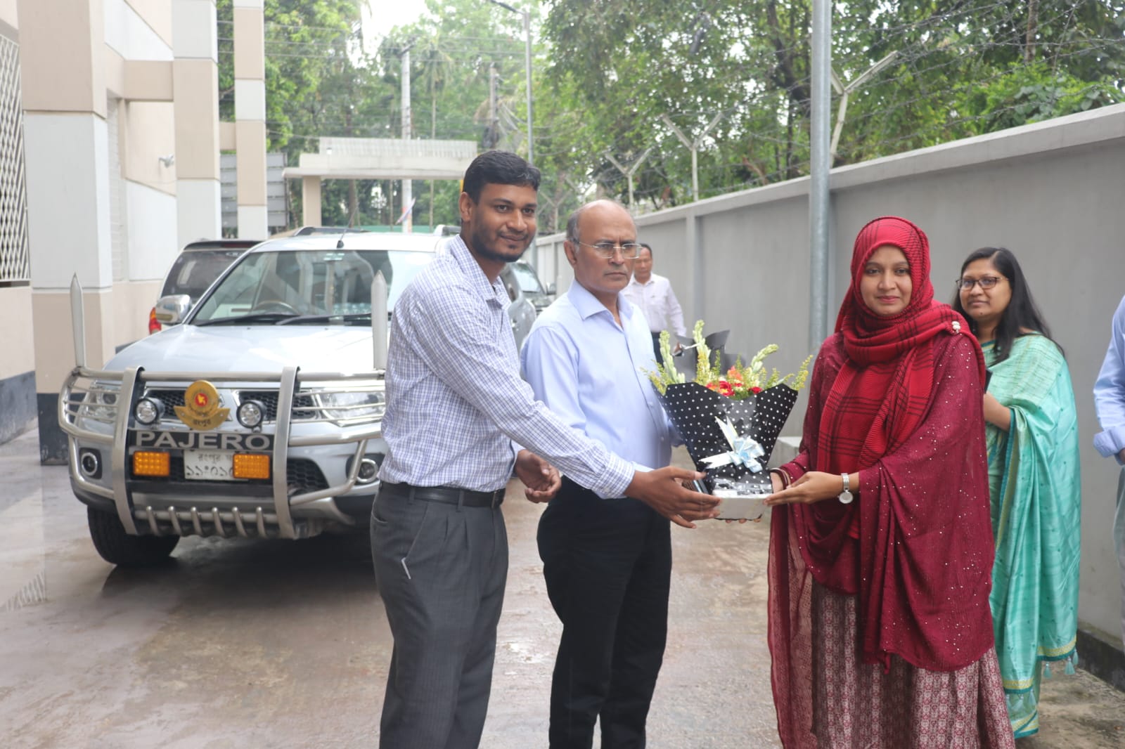 Divisional Commissioner Rangpur Md. Shahidul Islam ndc Visited Integrated Disability Service center Rangpur.