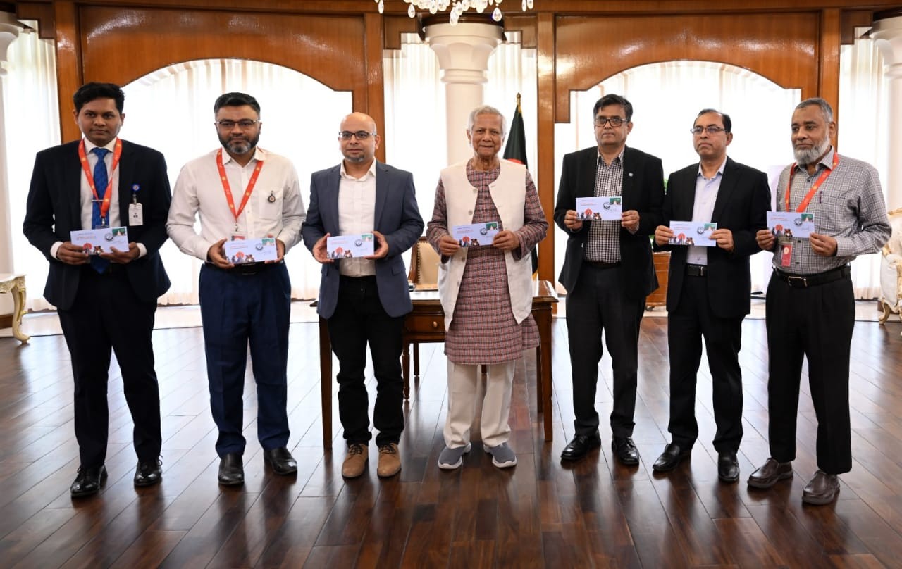 মহান স্বাধীনতা ও জাতীয় দিবস ২০২৫ উপলক্ষ্যে স্মারক ডাকটিকিট প্রকাশ।