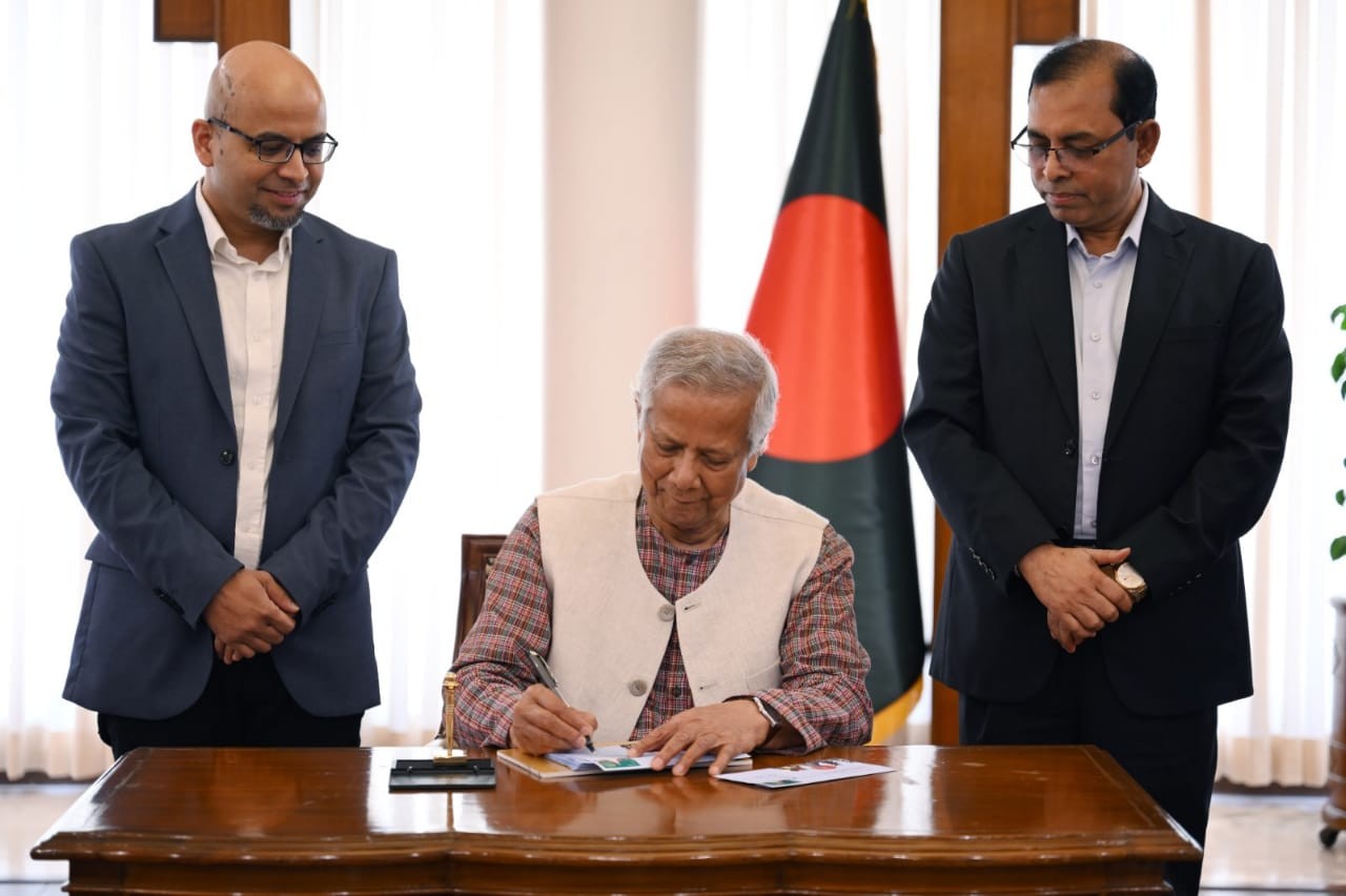 মহান স্বাধীনতা ও জাতীয় দিবস ২০২৫ উপলক্ষ্যে স্মারক ডাকটিকিট অবমুক্তকরণ