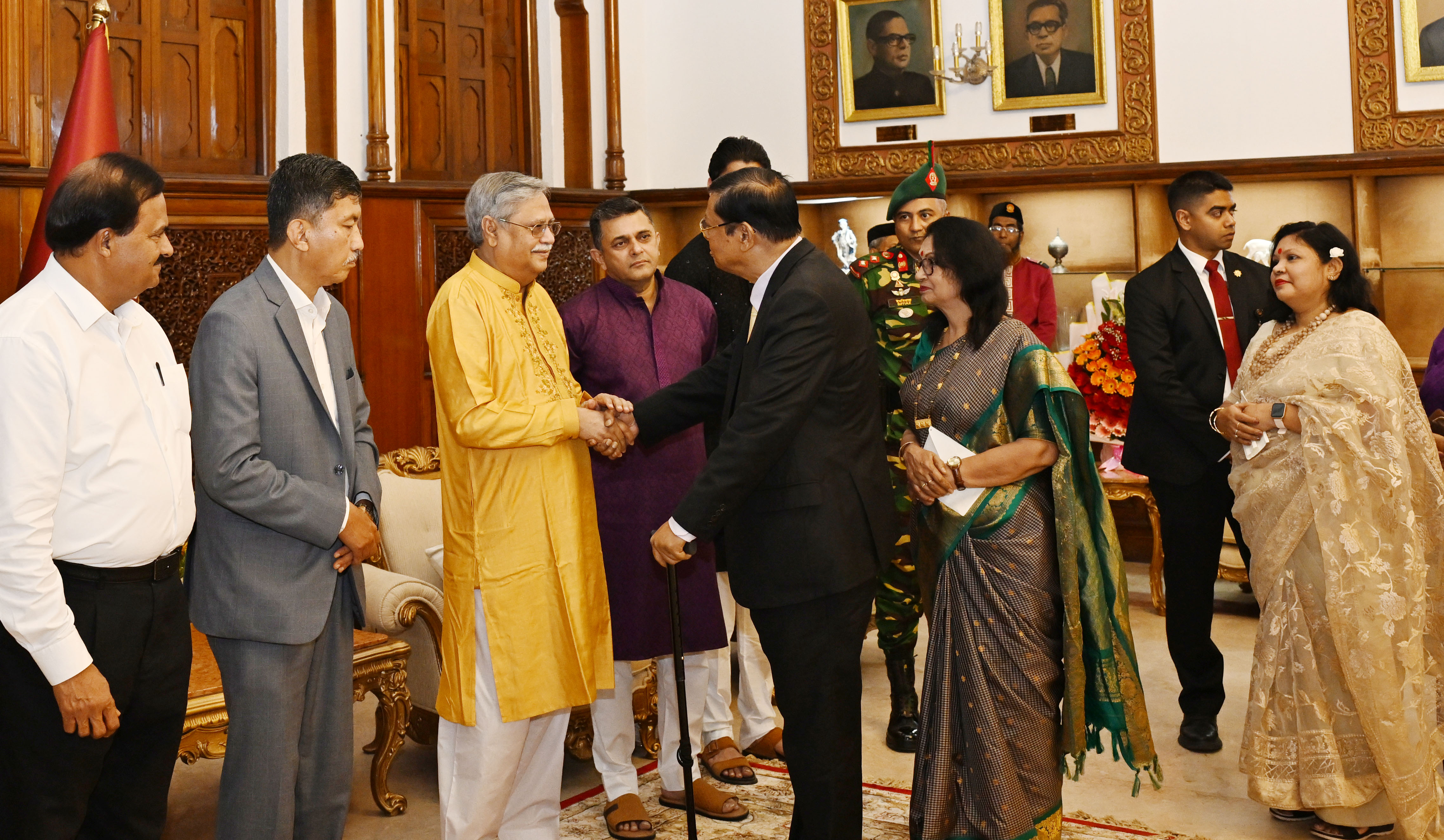 রাষ্ট্রপতি মোঃ সাহাবুদ্দিন ০১ মে ২০২৬ শুক্রবার বঙ্গভবনে বুদ্ধ পূর্ণিমা উপলক্ষে বিভিন্ন দেশের কুটনীতিকদের সাথে শুভেচ্ছা বিনিময় করেন।
