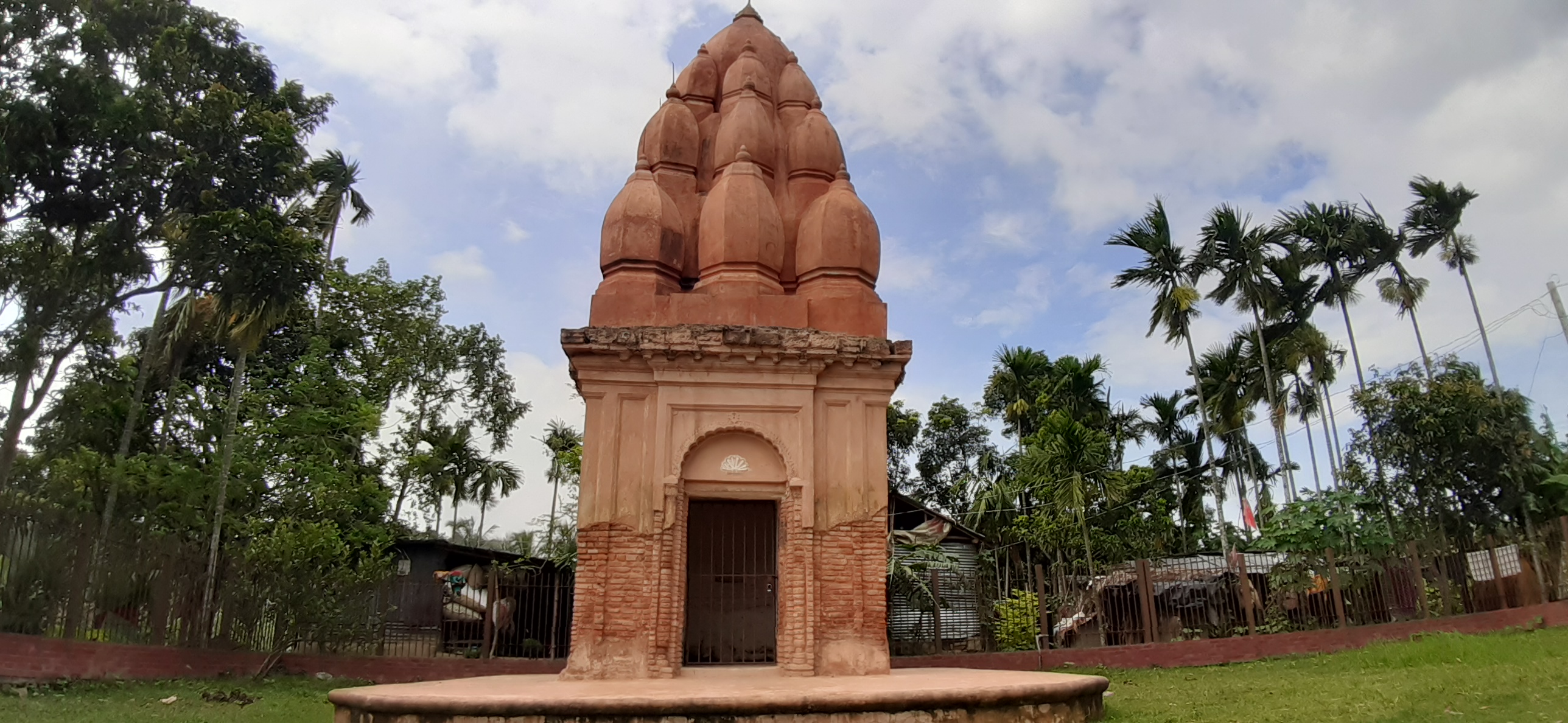 মঠ