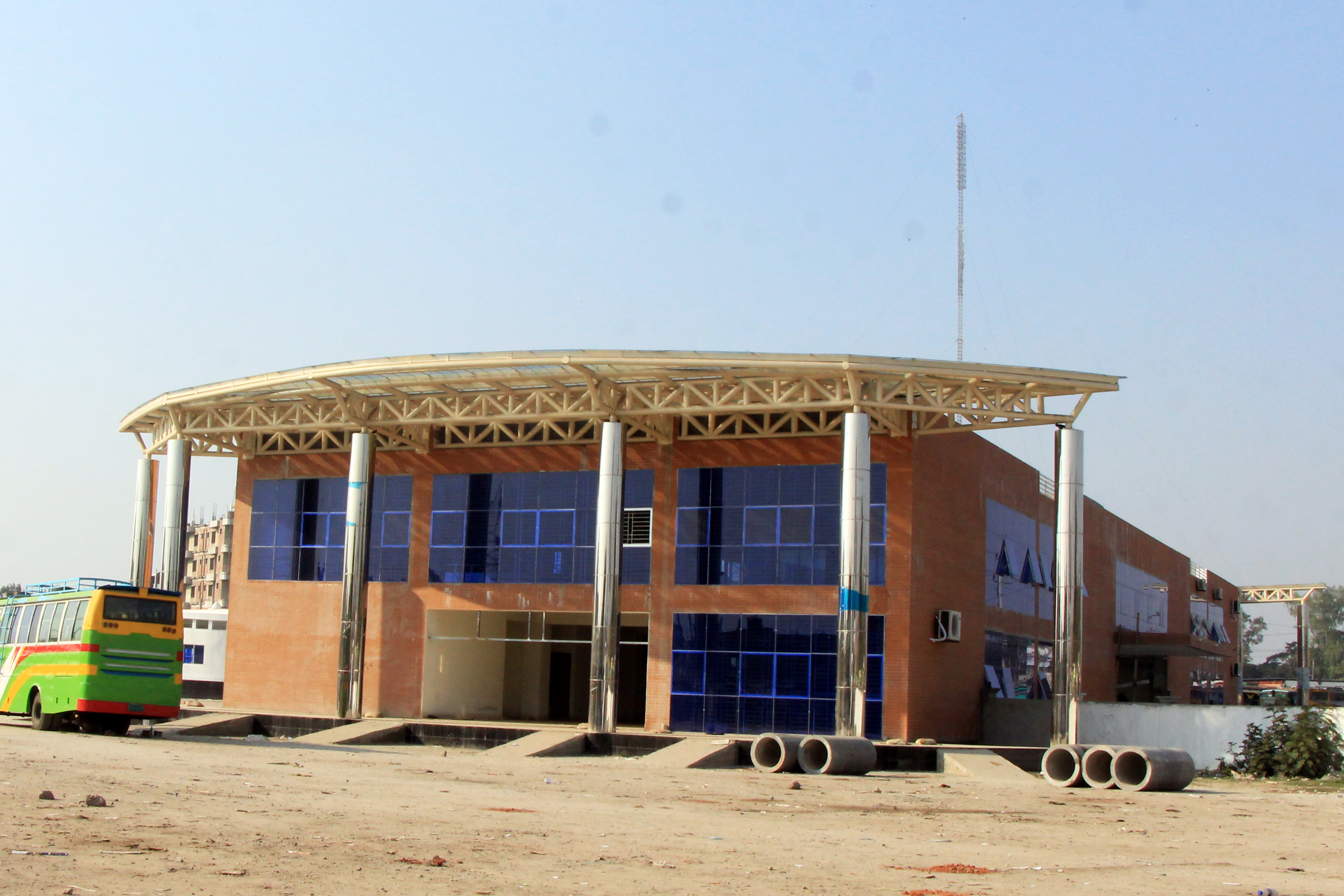 বাস টার্মিনাল