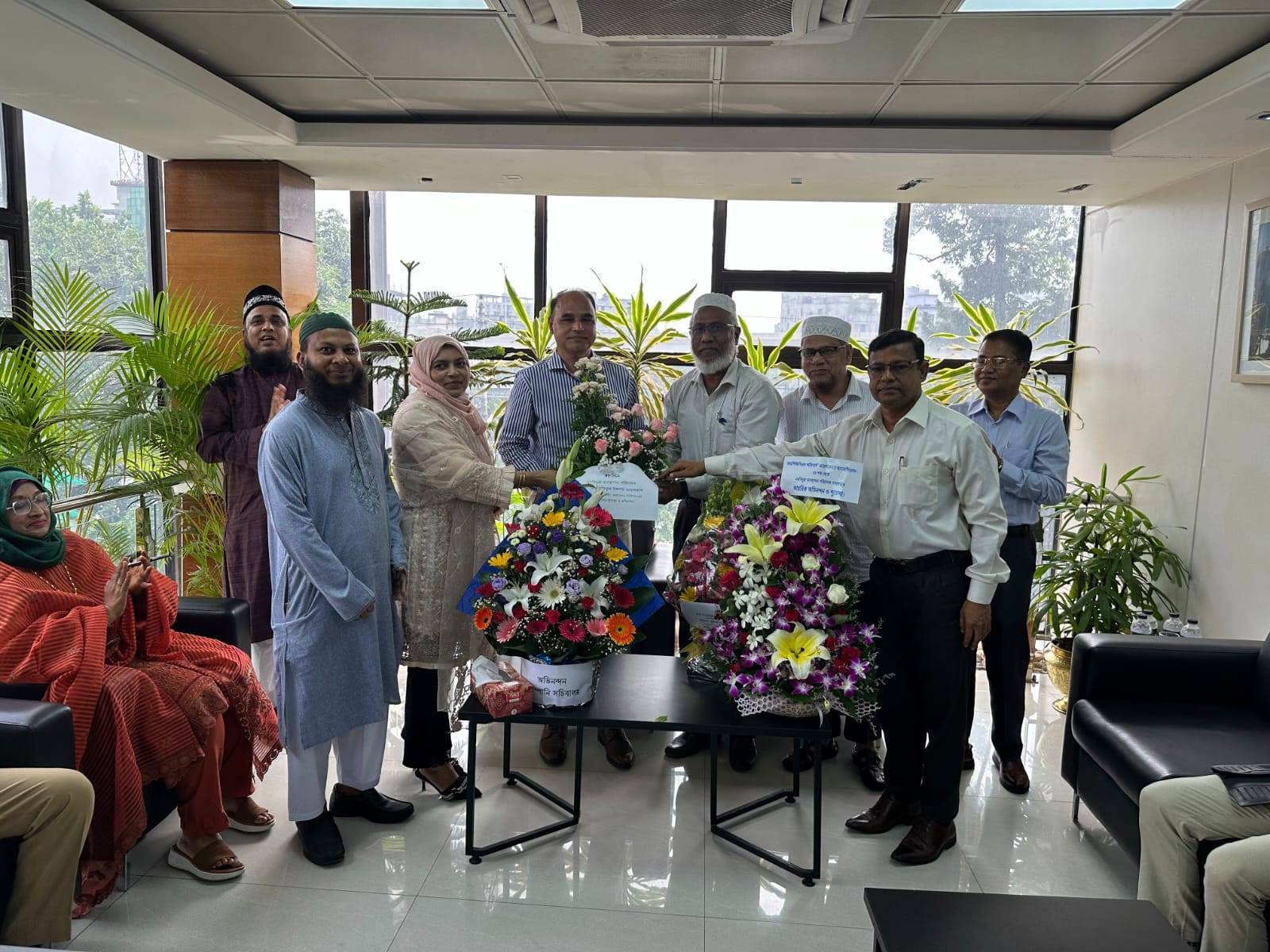 আরপিজিসিএল-এর নবনিযুক্ত ব্যবস্থাপনা পরিচালক প্রকৌ. মোঃ রফিকুল ইসলাম মহোদয়কে কোম্পানির মহাব্যবস্থাপকবৃন্দ, অফিসার্স ওয়েলফেয়ার এসোসিয়েশন, সিবিএ এবং কর্মকর্তা-কর্মচারীবৃন্দের পক্ষ হতে ফুলেল শুভেচ্ছা ও আন্তরিক সংবর্ধনা প্রদান