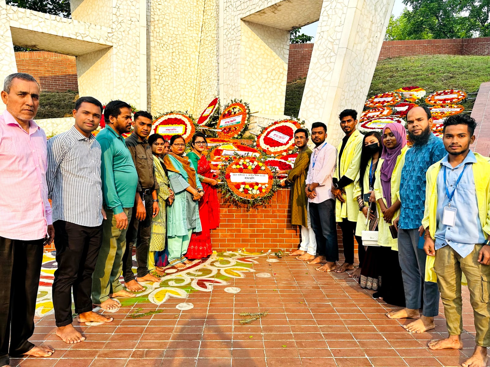 মহান স্বাীধনতা দিবস ২০২৫ খ্রি. উপলক্ষ্যে শহীদ মিনারে পুষ্পস্তবক অর্পণ
