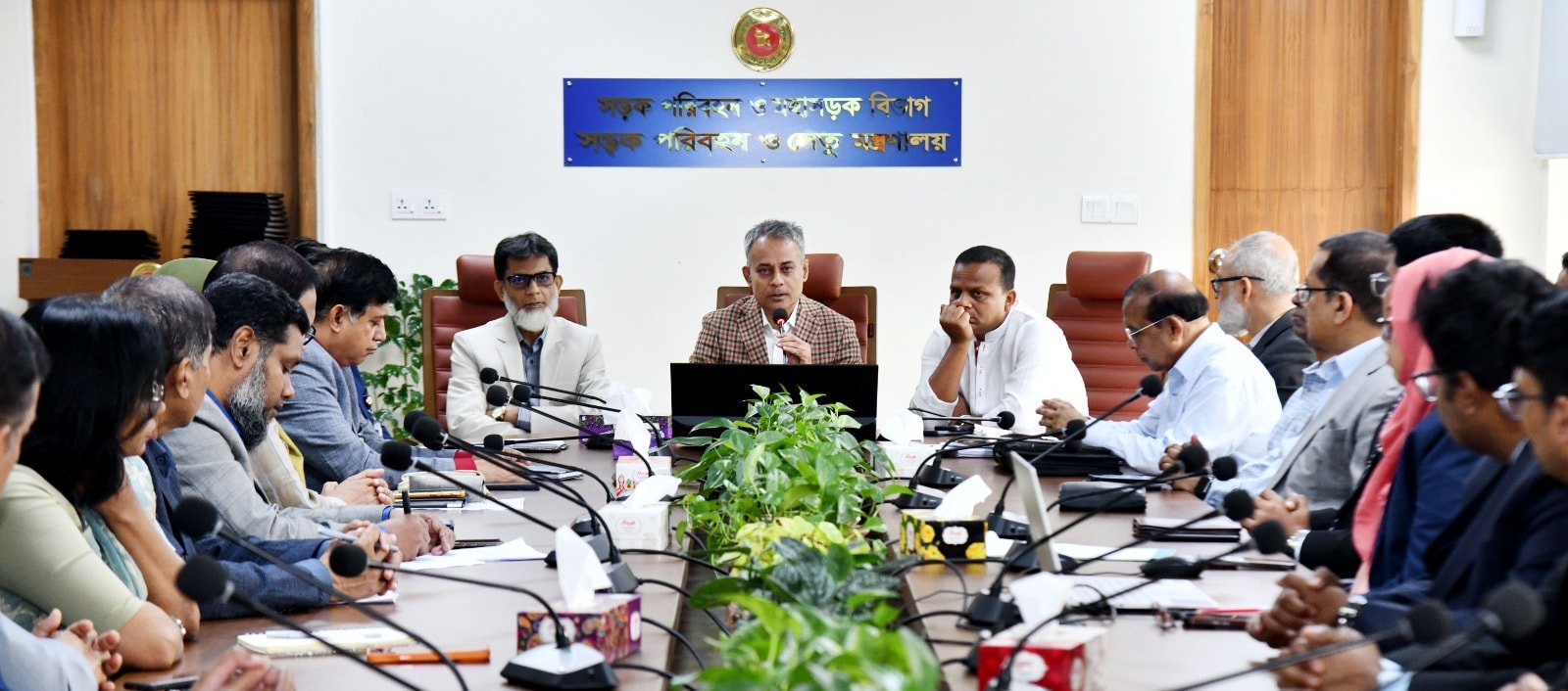 ২৩ ফেব্রুয়ারি ২০২৬,৪৪তম বিসিএস (সড়ক ও জনপথ)ক্যাডারের নবীন কর্মকর্তাদের ইনডাকশন প্রশিক্ষণ কোর্সের সমাপনী প্রোগ্রাম অনুষ্ঠিত হয় । উক্ত অনুষ্ঠানে মতবিনিময় করেন সড়ক পরিবহন ও সেতু,রেলপথ ও নৌপরিবহণ মন্ত্রী শেখ রবিউল আলমসহ প্রতিমন্ত্রীগণ ।