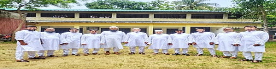 বিদ্যালয়ের শিক্ষক বৃন্দ