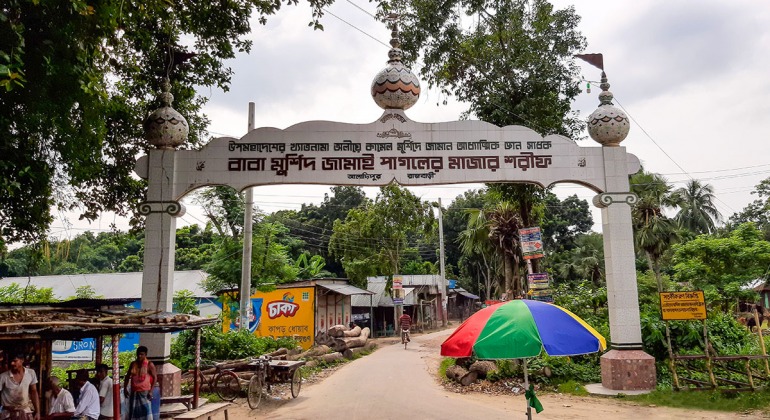 মুর্শিদ জামাই পাগলের মাজার