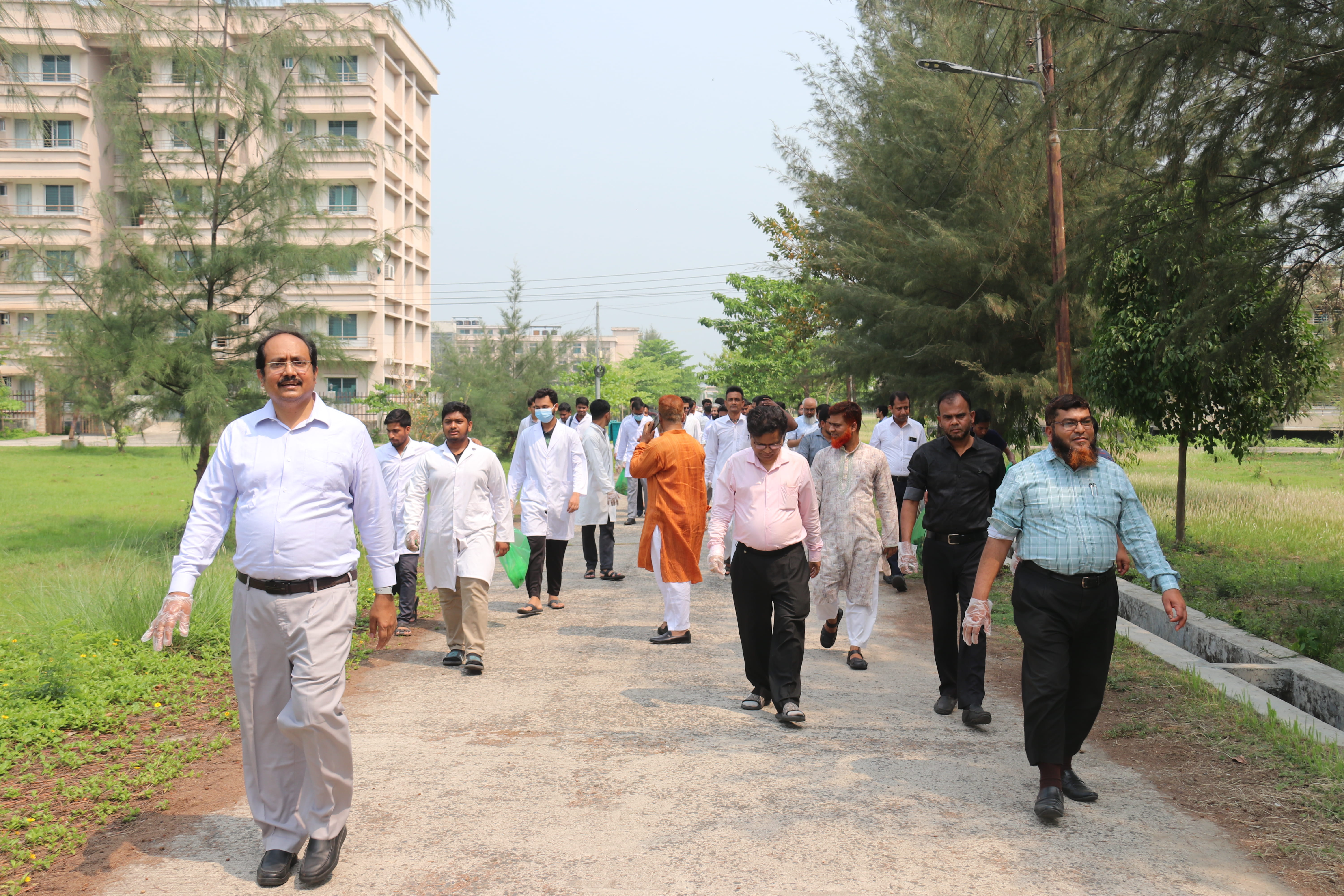 পরিষ্কার পরিচ্ছন্নতা অভিযান কার্যক্রম-১