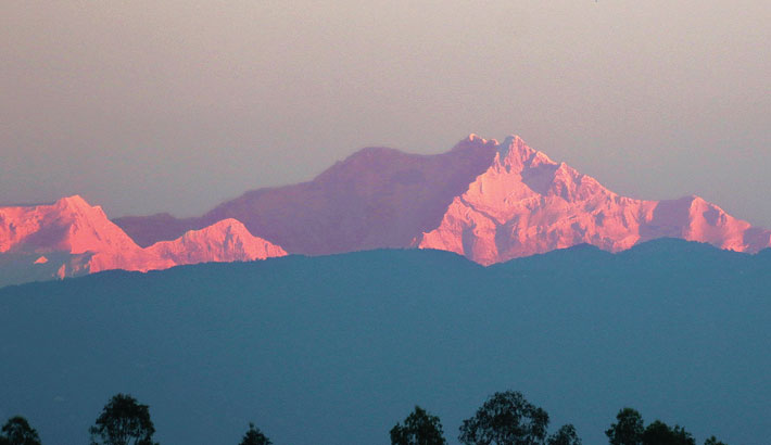 কাঞ্চন জংঘা