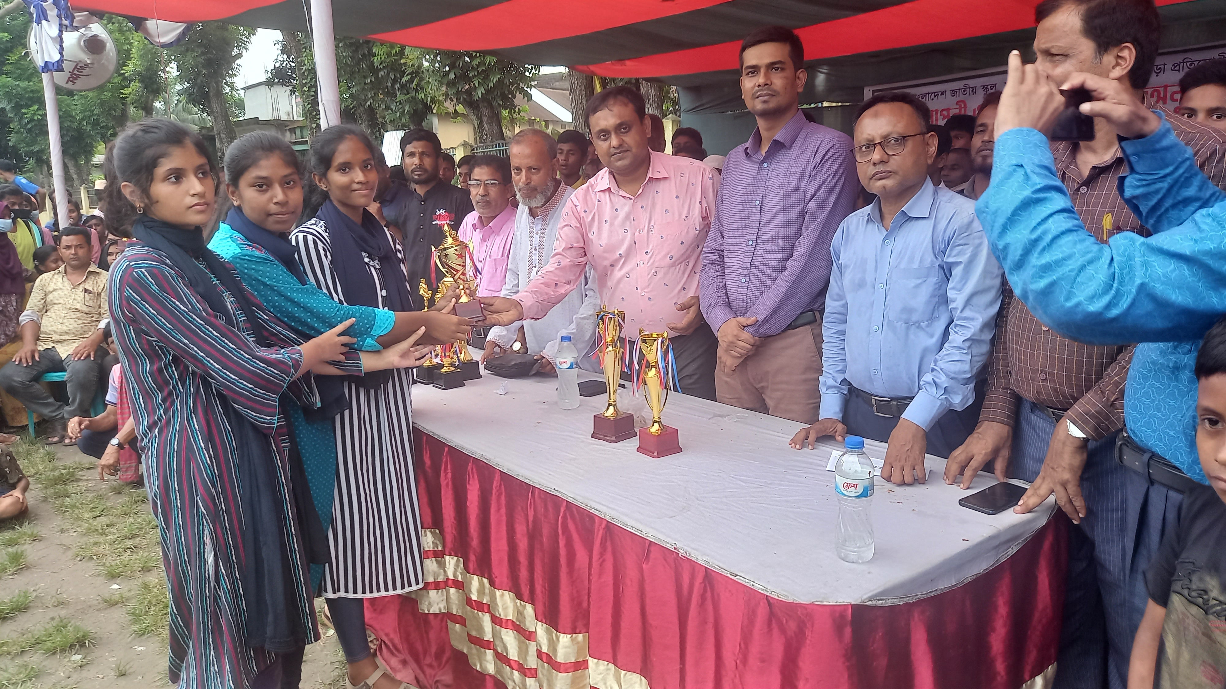 ফটোগ্যালারী