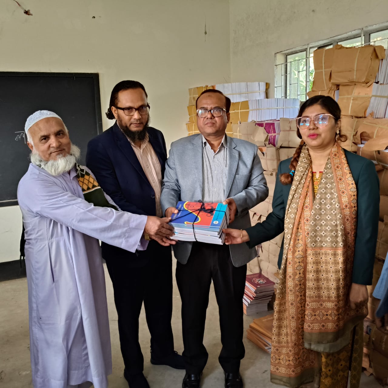 বই বিতরন-2025