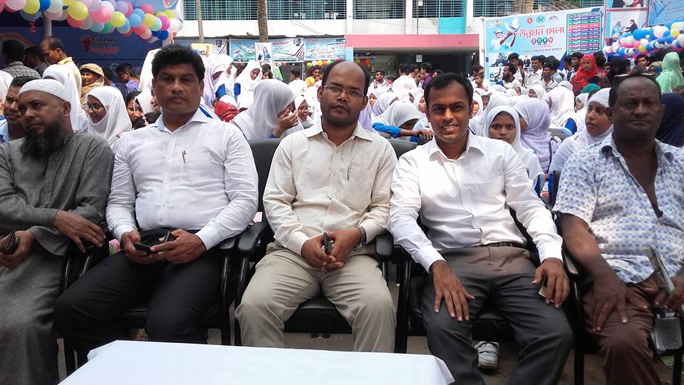 সাংস্কৃতিক অনুষ্ঠান উপভোগ