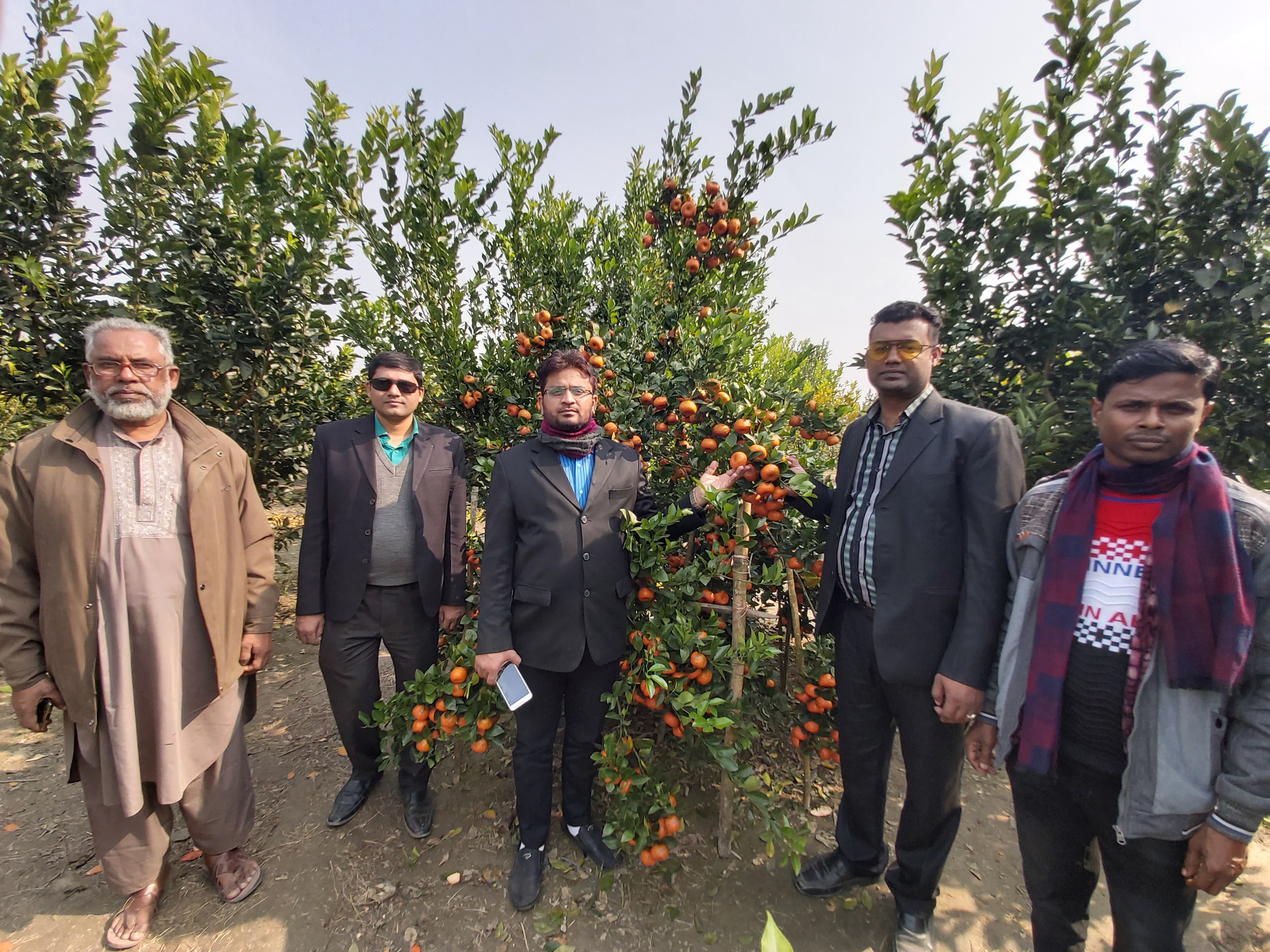 ২০২০ সালের পাঠ্যপুস্তক বিতরণ ও মহেশপুরের কমলা বাগান