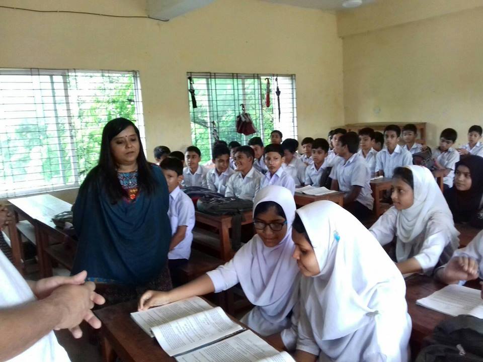 শিবপুর পাইলট মডেল উচ্চ বিদ্যালয়ের শ্রেনি কার্যক্রম পরিদর্শন