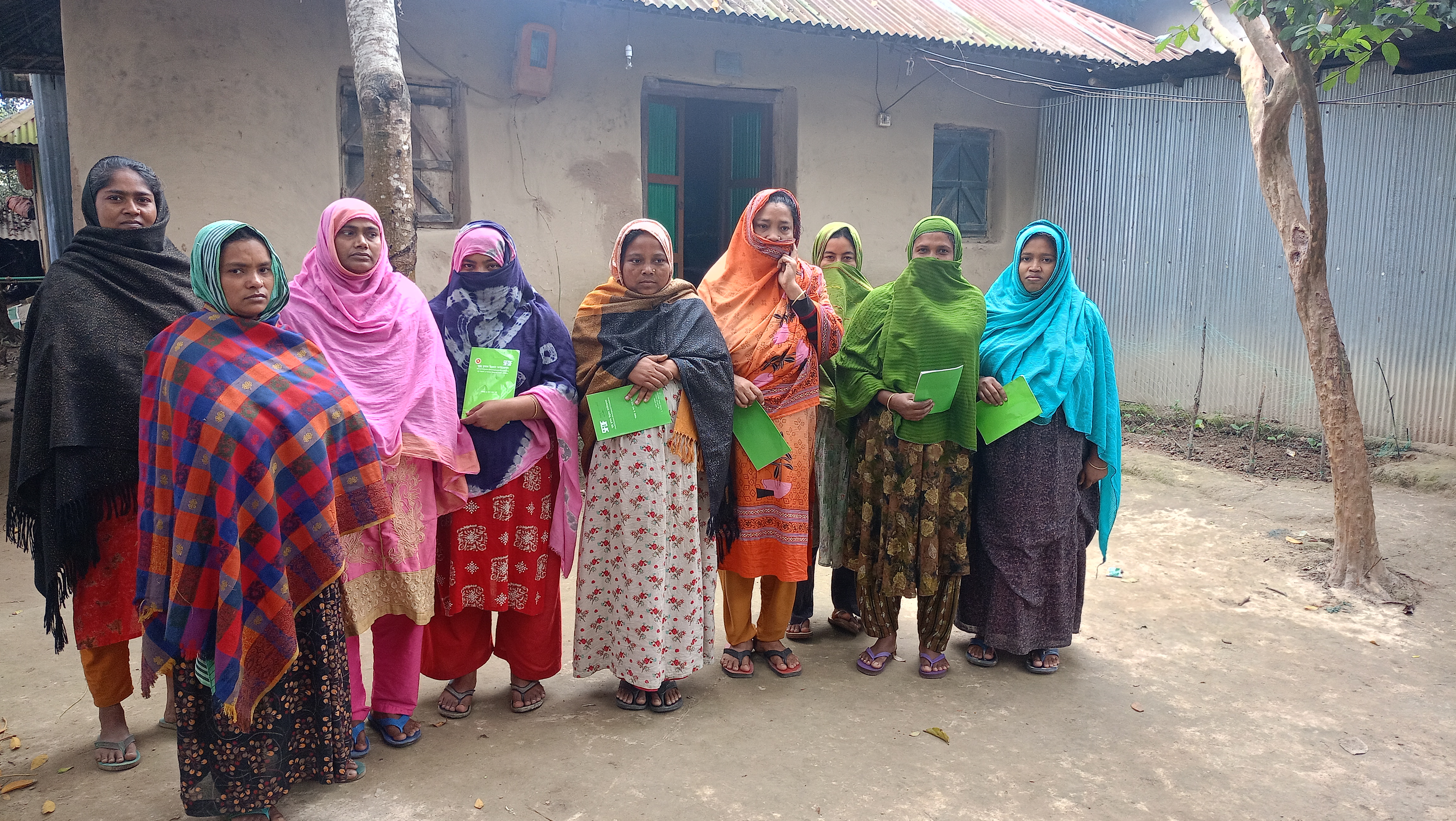 সদস্যদের মতবিনিময়