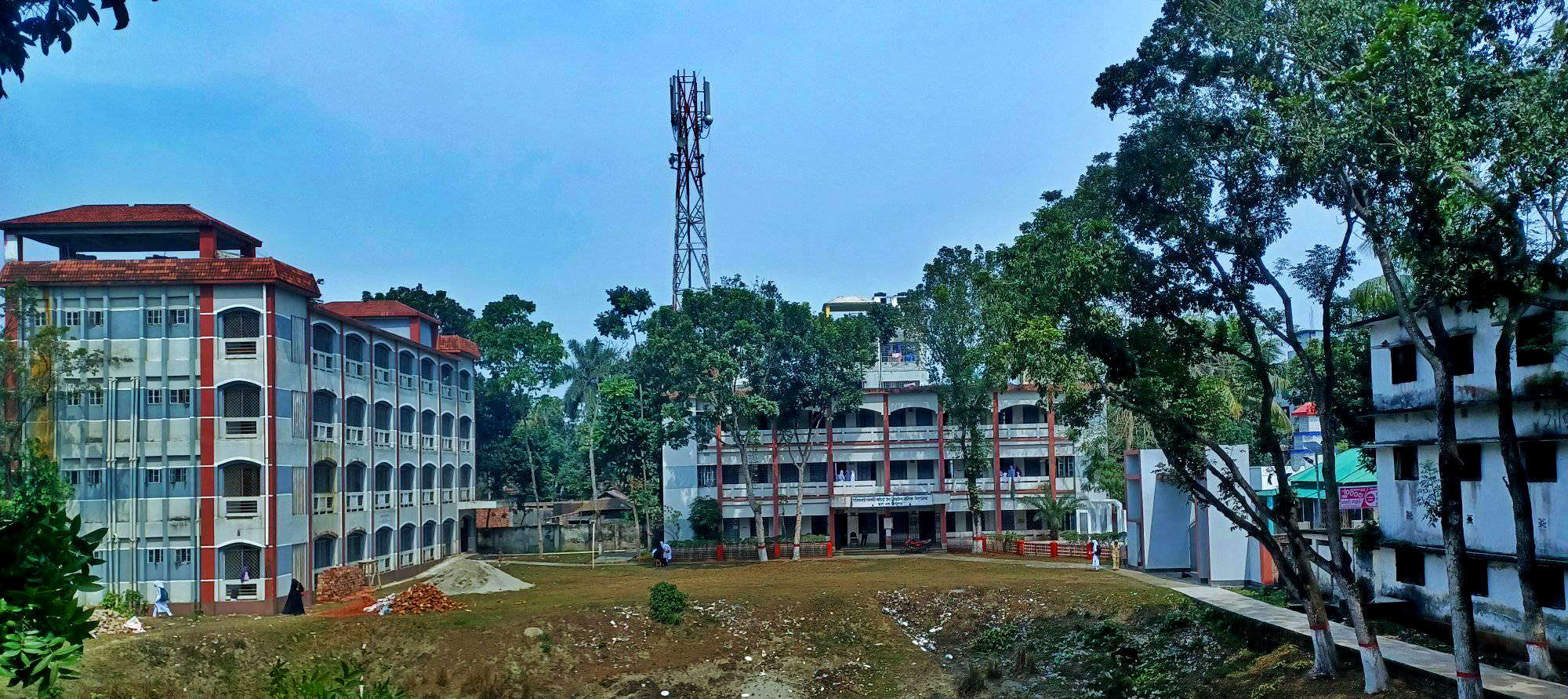 কলেজ ক্যাম্পাস