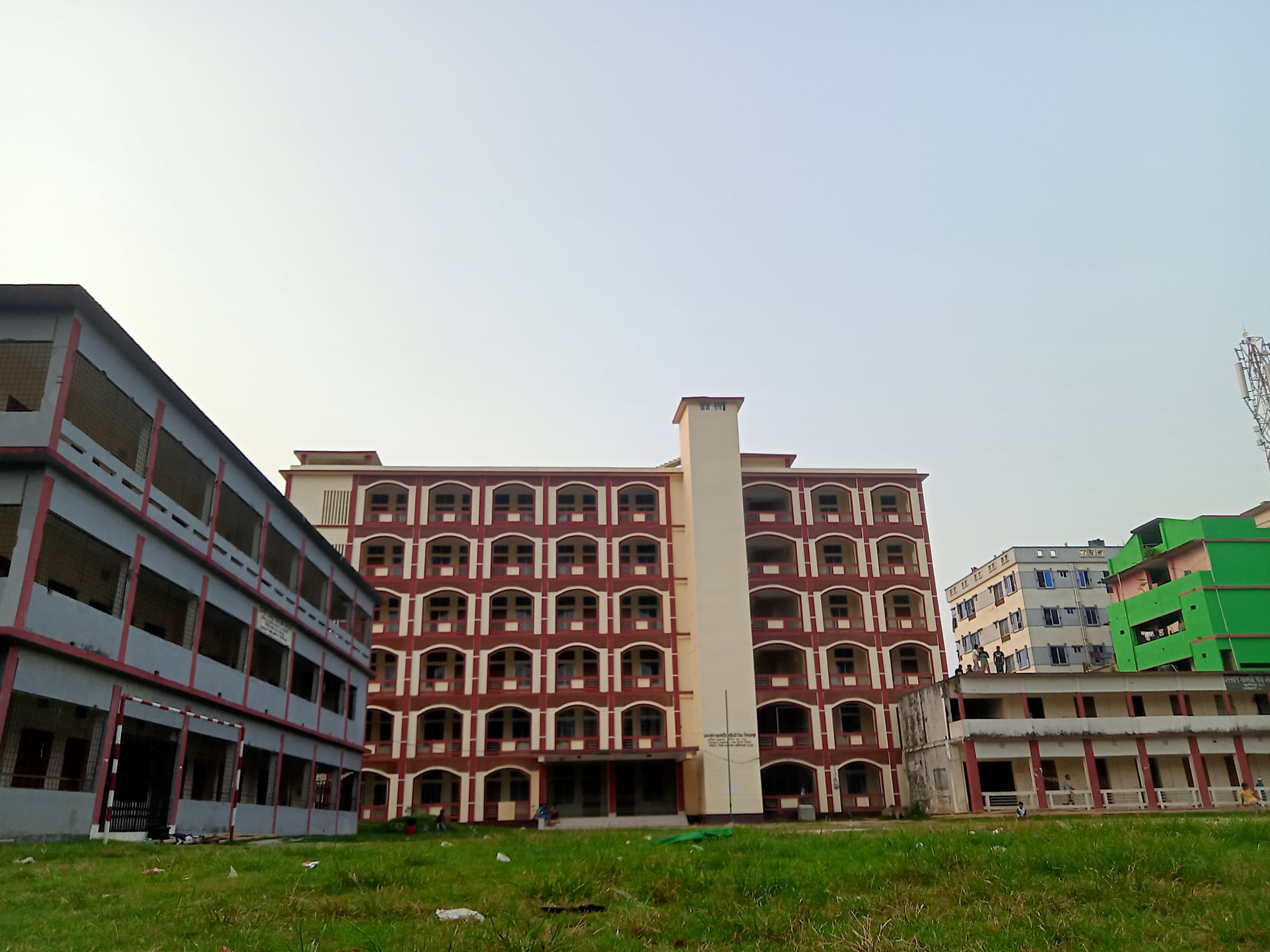 আমাদের স্কুল