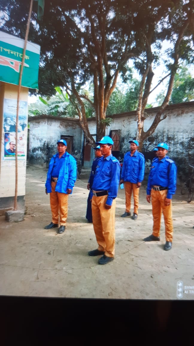 গ্রাম পুলিশ গনের পিটিতে অংশ গ্রহন