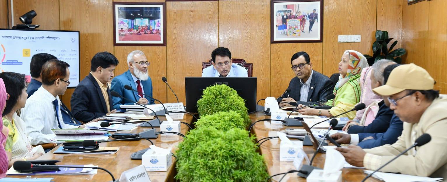 মাধ্যমিক ও উচ্চ শিক্ষা অধিদপ্তরের কর্মকর্তাদের সাথে শিক্ষা মন্ত্রীর মতবিনিময় সভা অনুষ্ঠিত