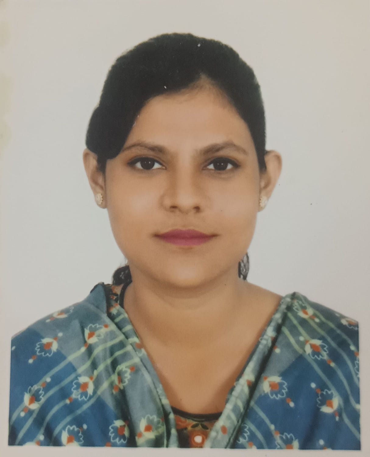 উম্মে নাজনীন নিশাত (৪৩০০০৭৩)