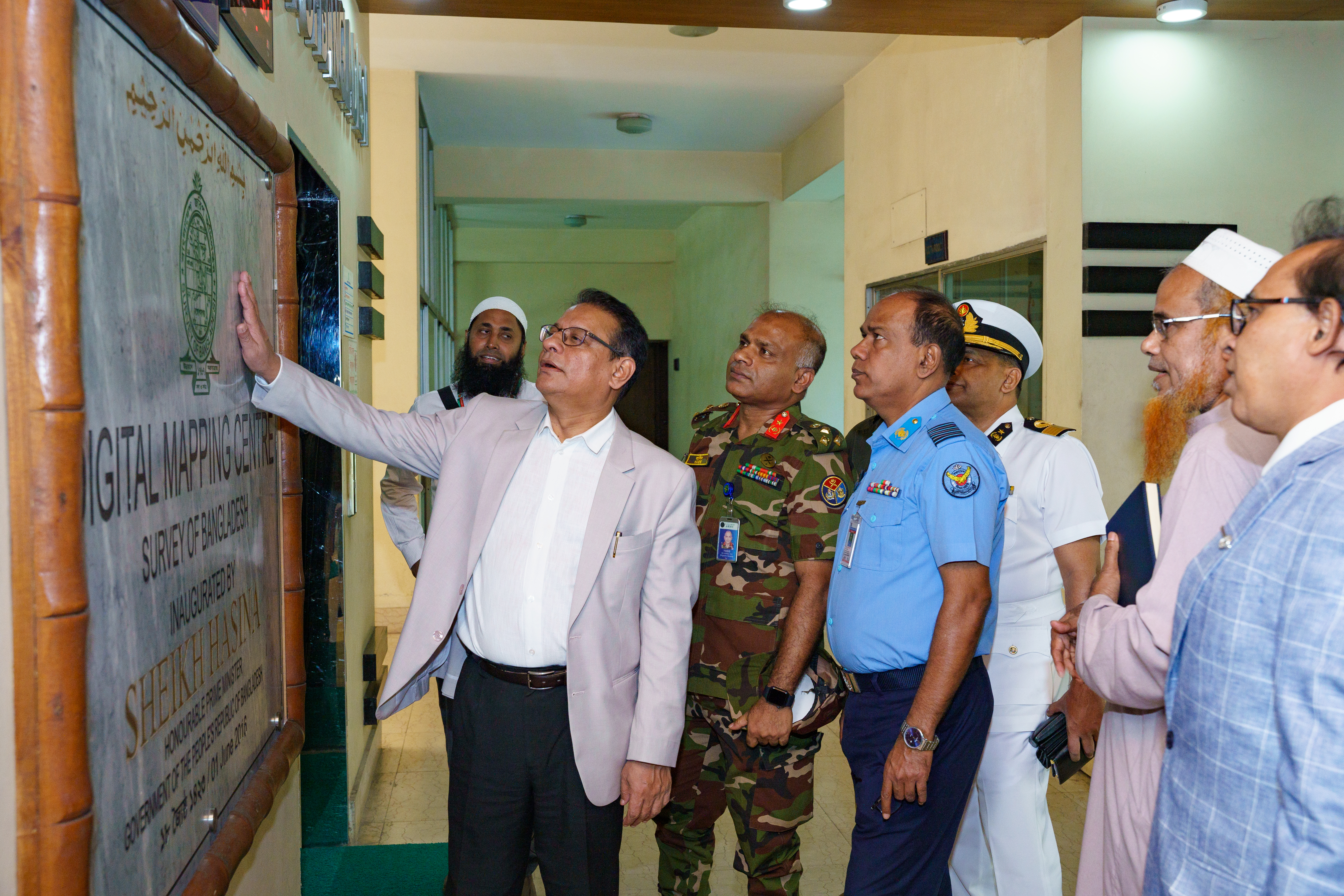 প্রতিরক্ষা সচিব মহোদয়ের ডিজিটাল ম্যাপিং সেন্টার পরিদর্শন