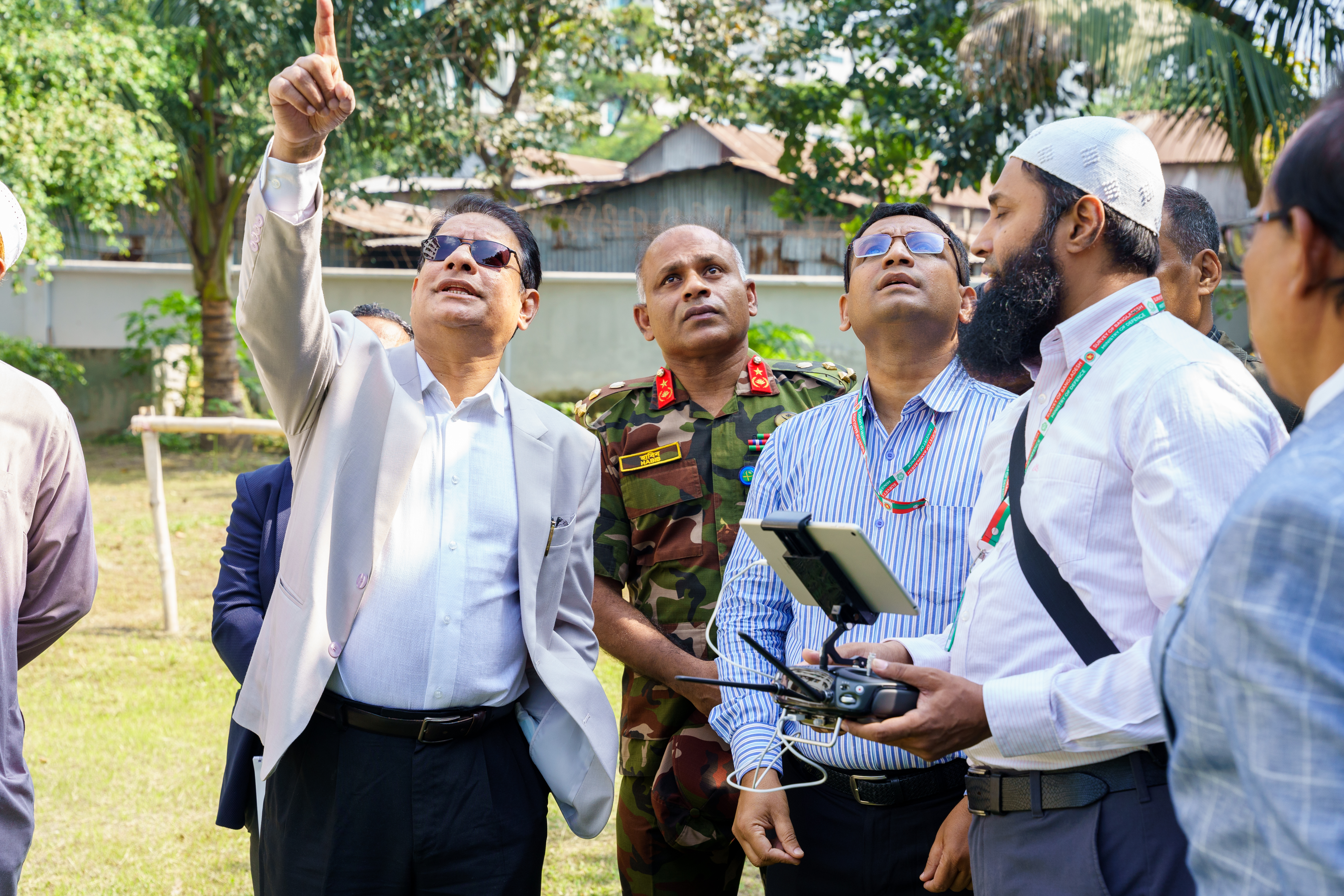 প্রতিরক্ষা সচিব মহোদয়ের ডিজিটাল ম্যাপিং সেন্টার পরিদর্শন