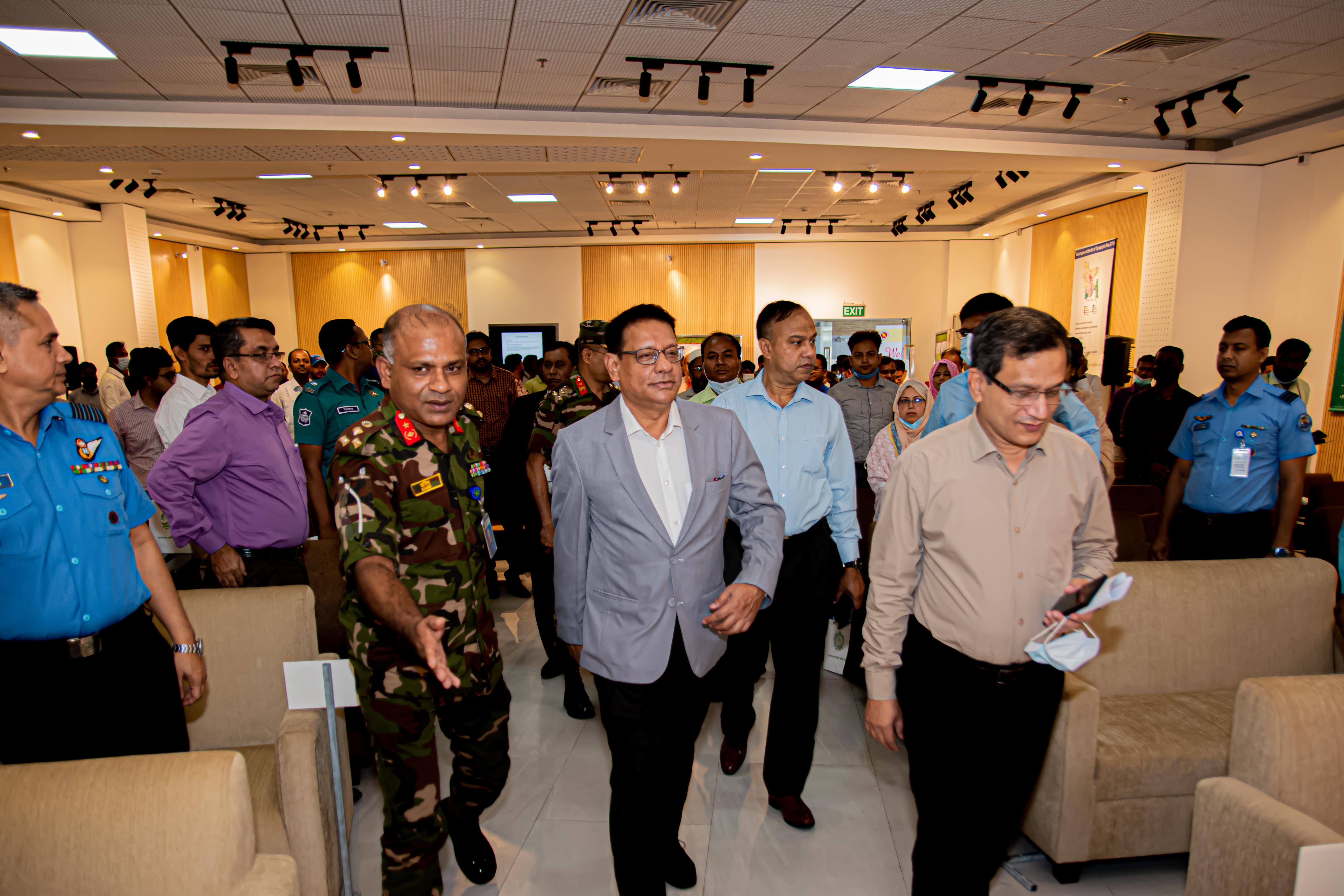 আকাশ আলোকচিত্র ধারণের মাধ্যমে ঢাকা শহর ও পার্শবর্তী এলাকার বৃহৎ স্কেলের টোপোগ্রাফিক্যাল মানচিত্র প্রণয়ন সেমিনার