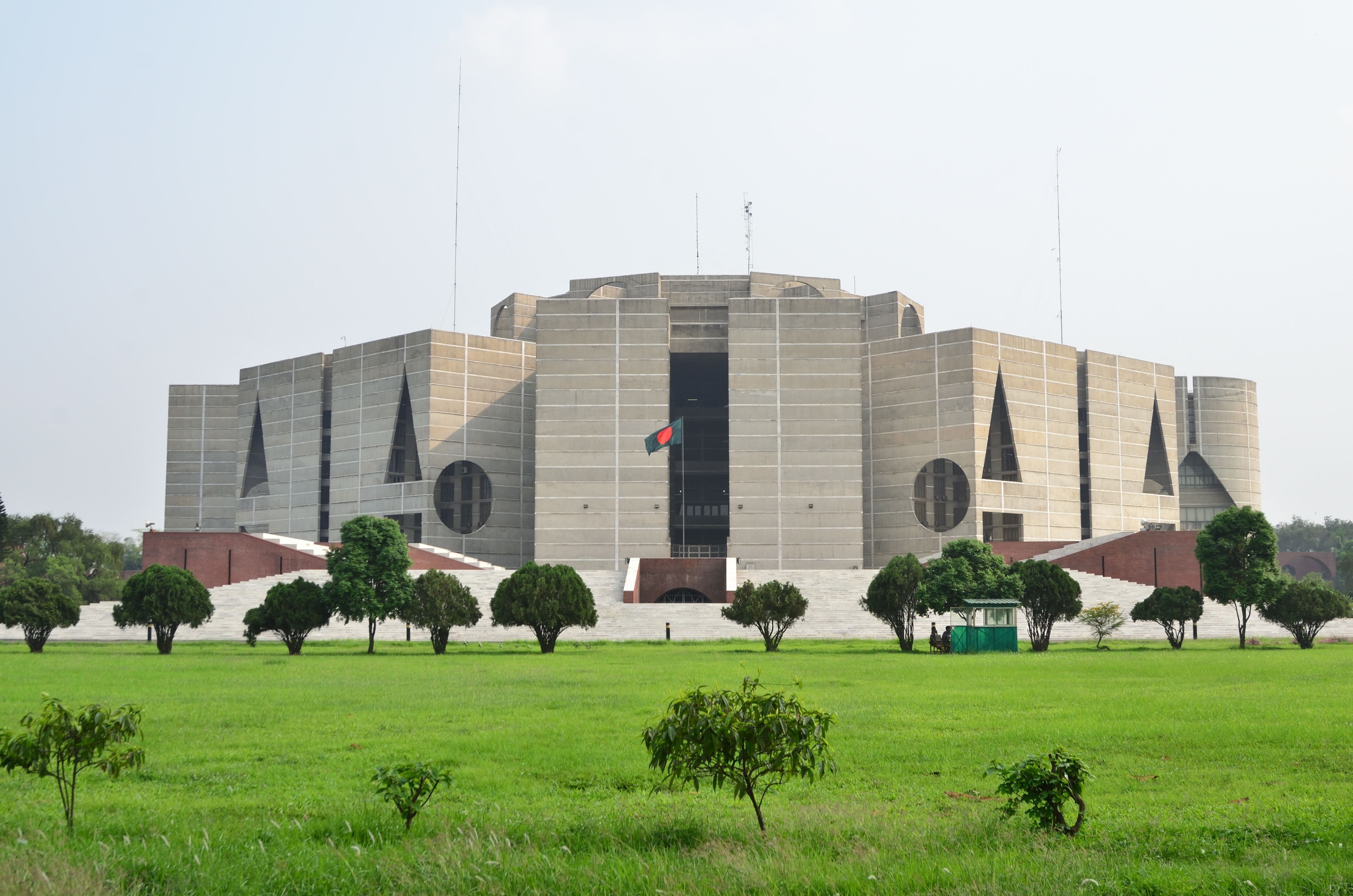 জাতীয় সংসদ ভবনের ছবি