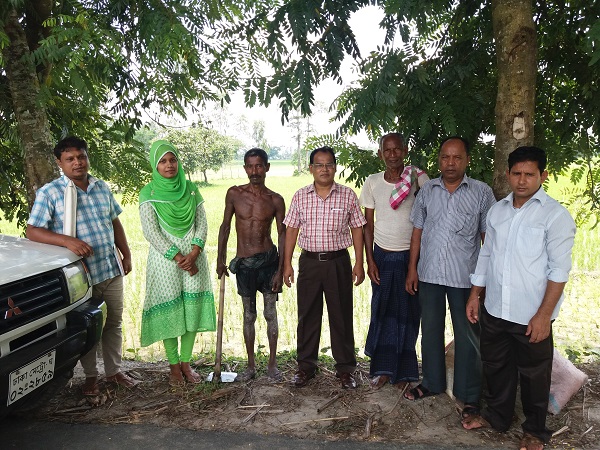 গবেষণা প্রদর্শনী প্লট পরিদর্শন