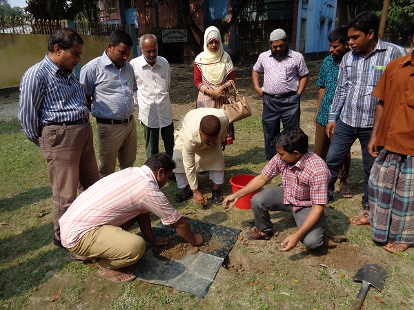 মাটির নমুনা সংগ্রহ পদ্ধতি